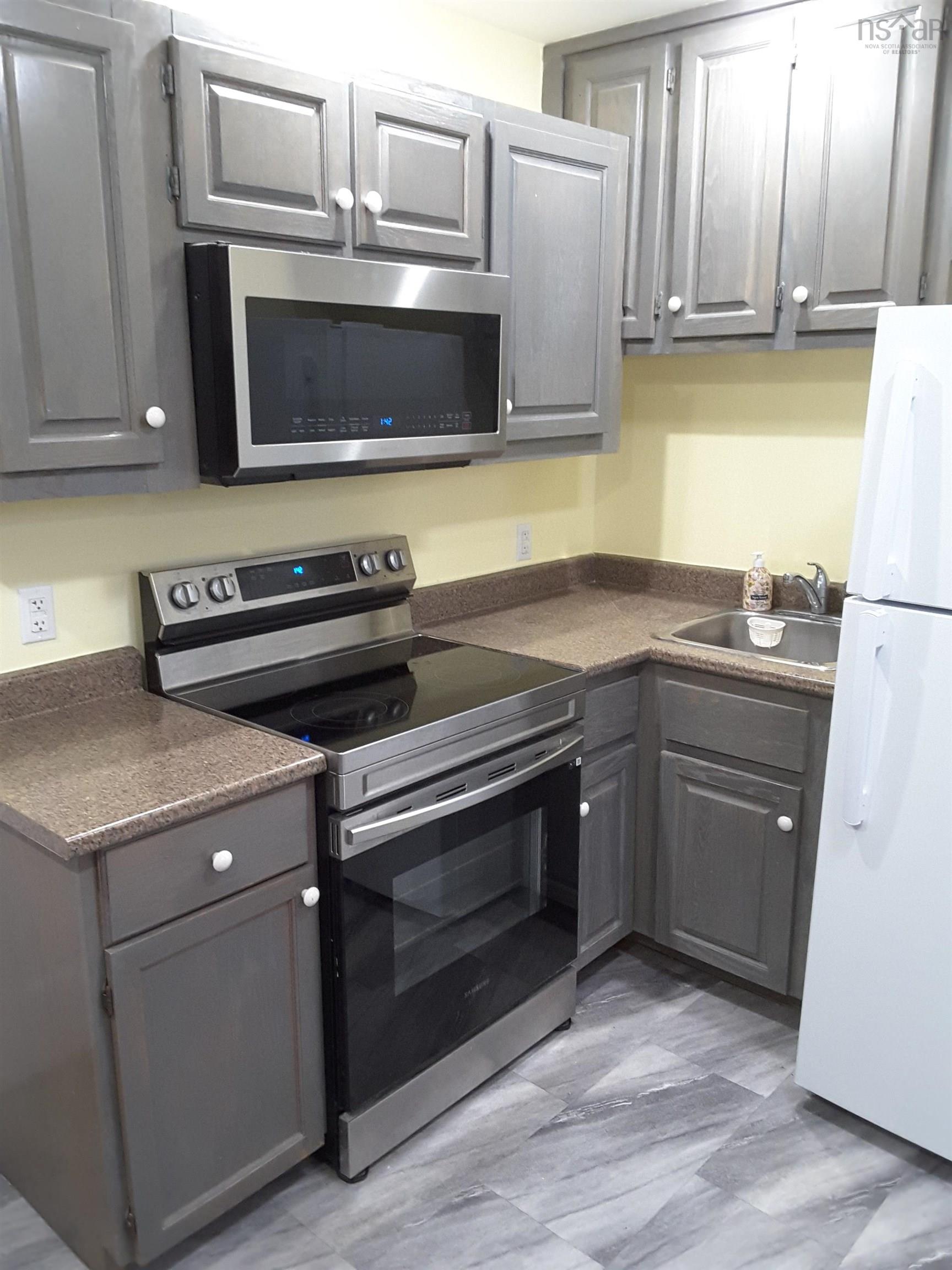 $275,000.00: 370 Ann Street, New Glasgow