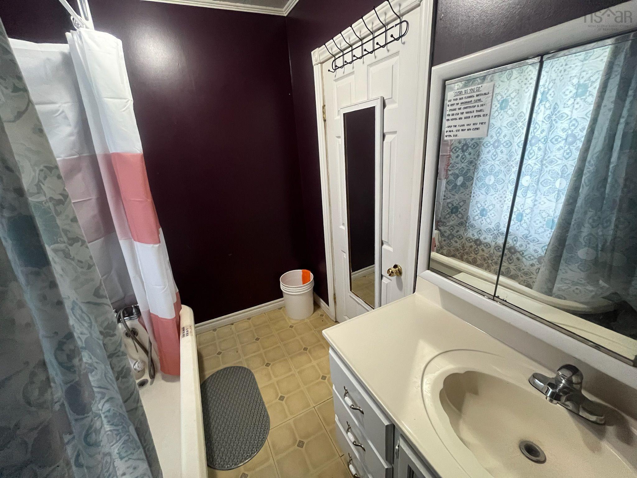 $186,000.00: 214 CENTERVILLE STREET, Reserve Mines
