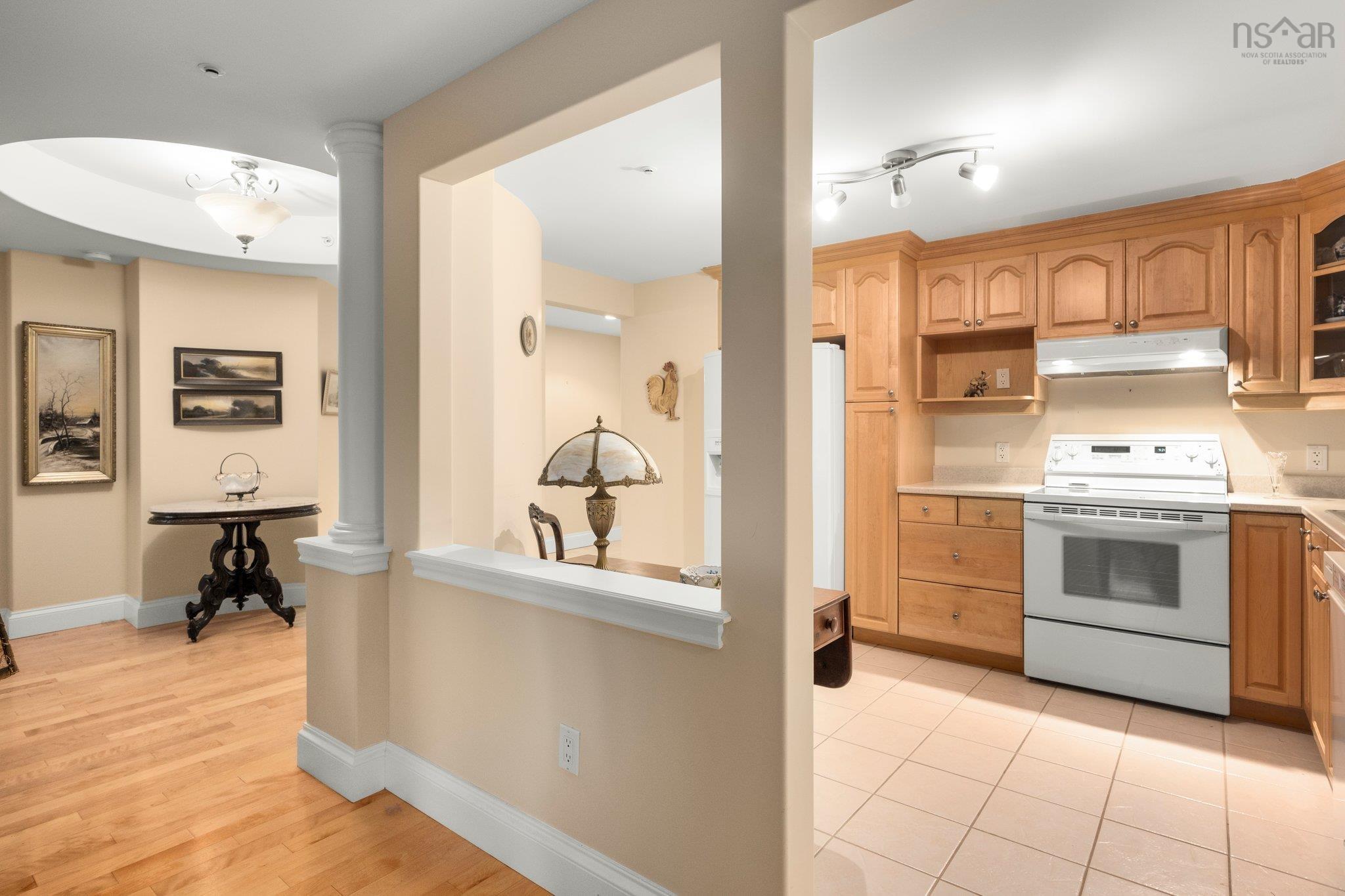 $799,900.00: 403 1540 Summer Street, Halifax