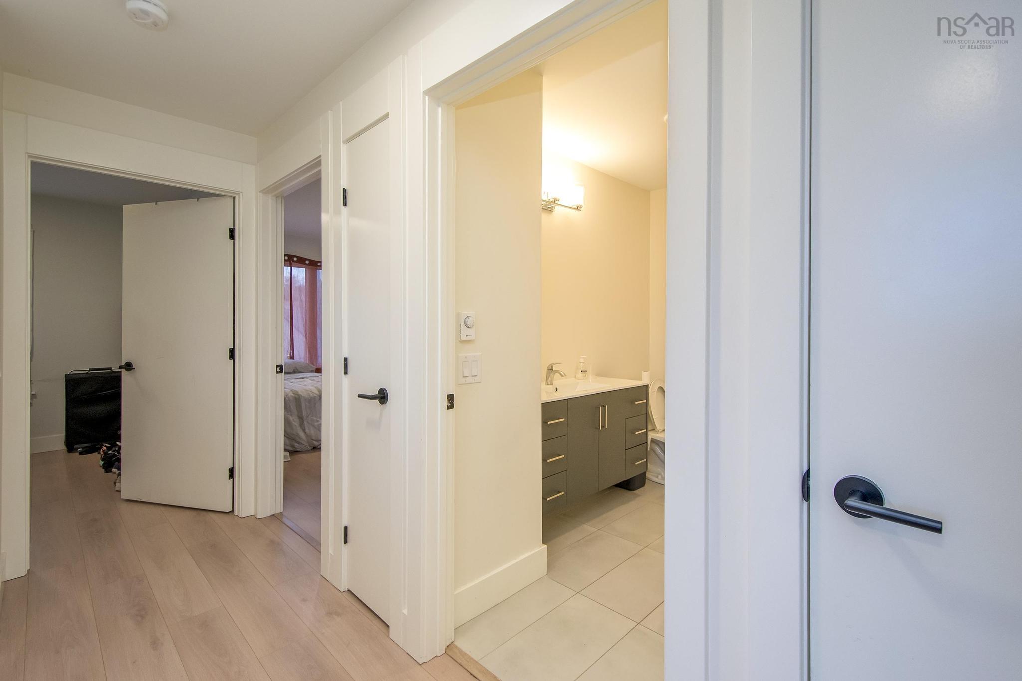 $650,000.00: 90 Honeygold Drive, Halifax