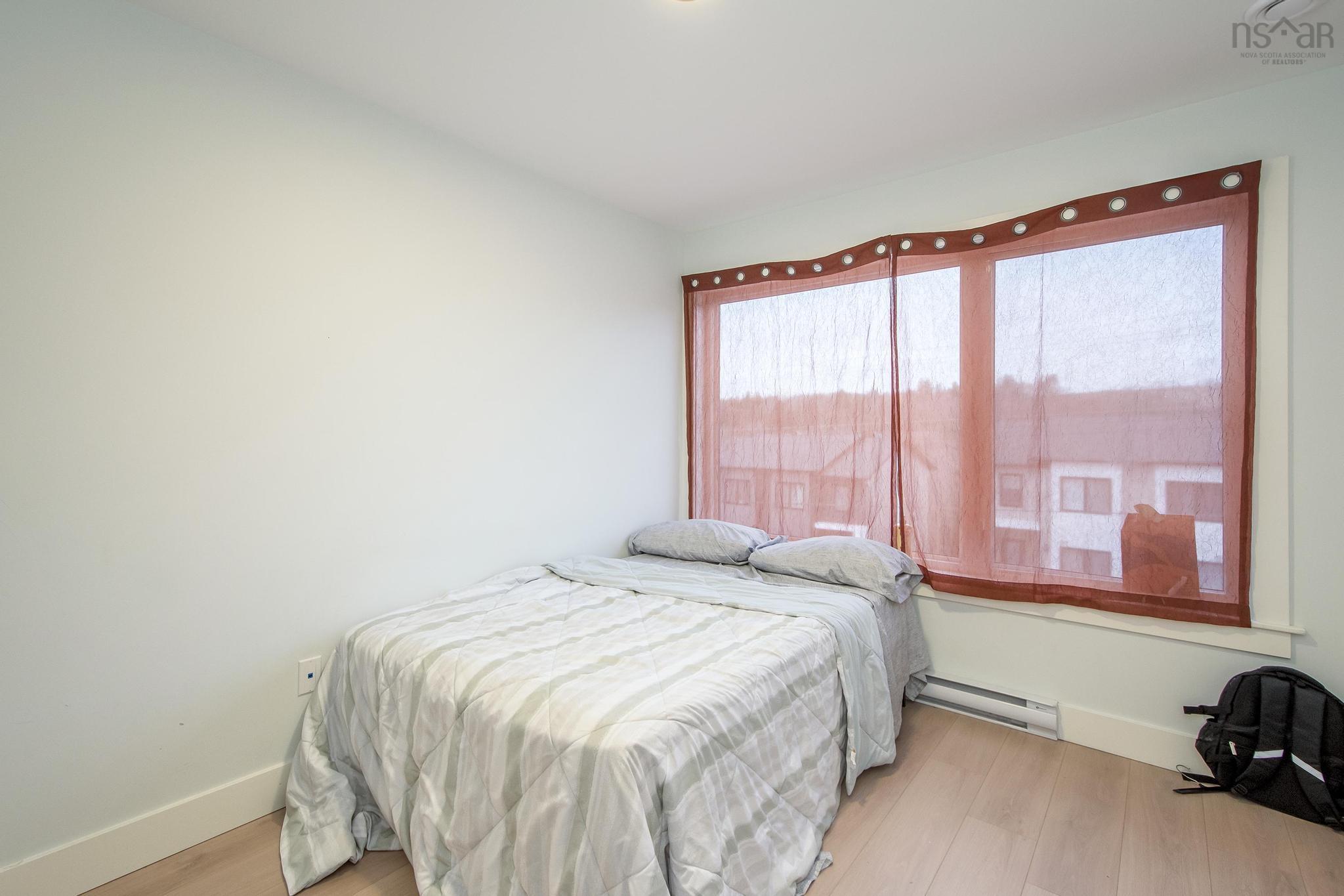 $650,000.00: 90 Honeygold Drive, Halifax