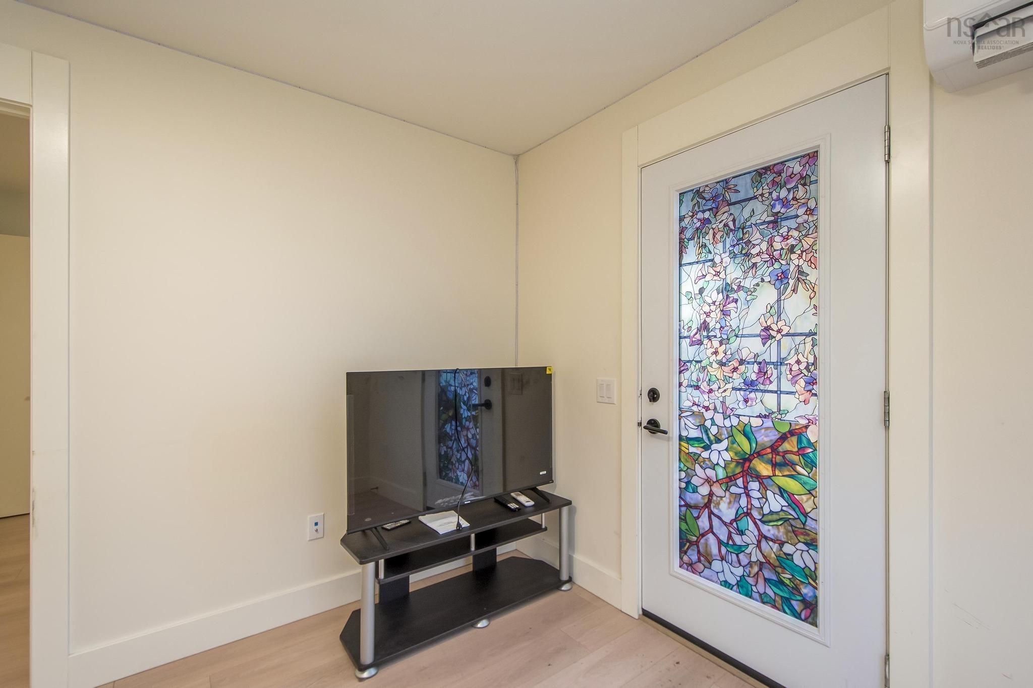 $650,000.00: 90 Honeygold Drive, Halifax