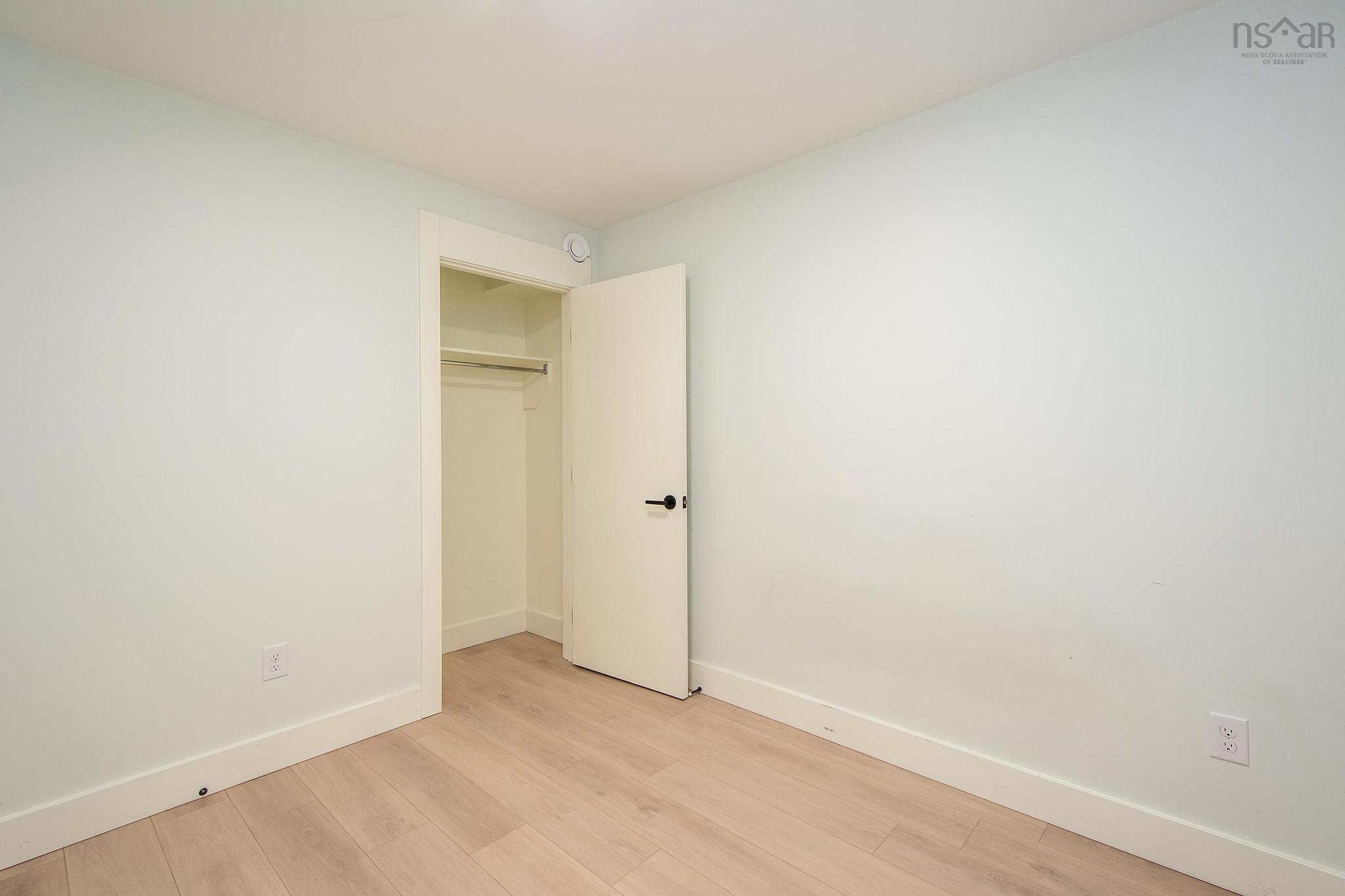 $650,000.00: 90 Honeygold Drive, Halifax