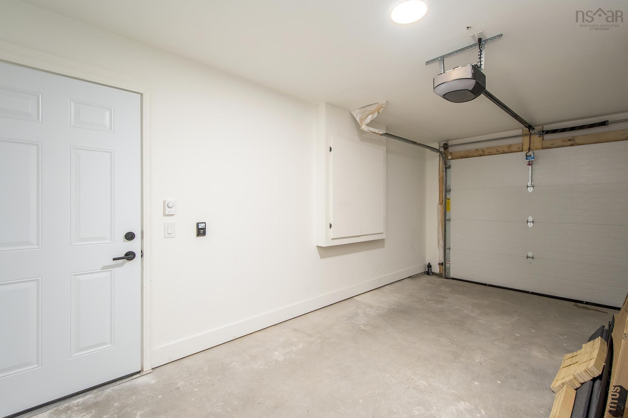 $650,000.00: 90 Honeygold Drive, Halifax