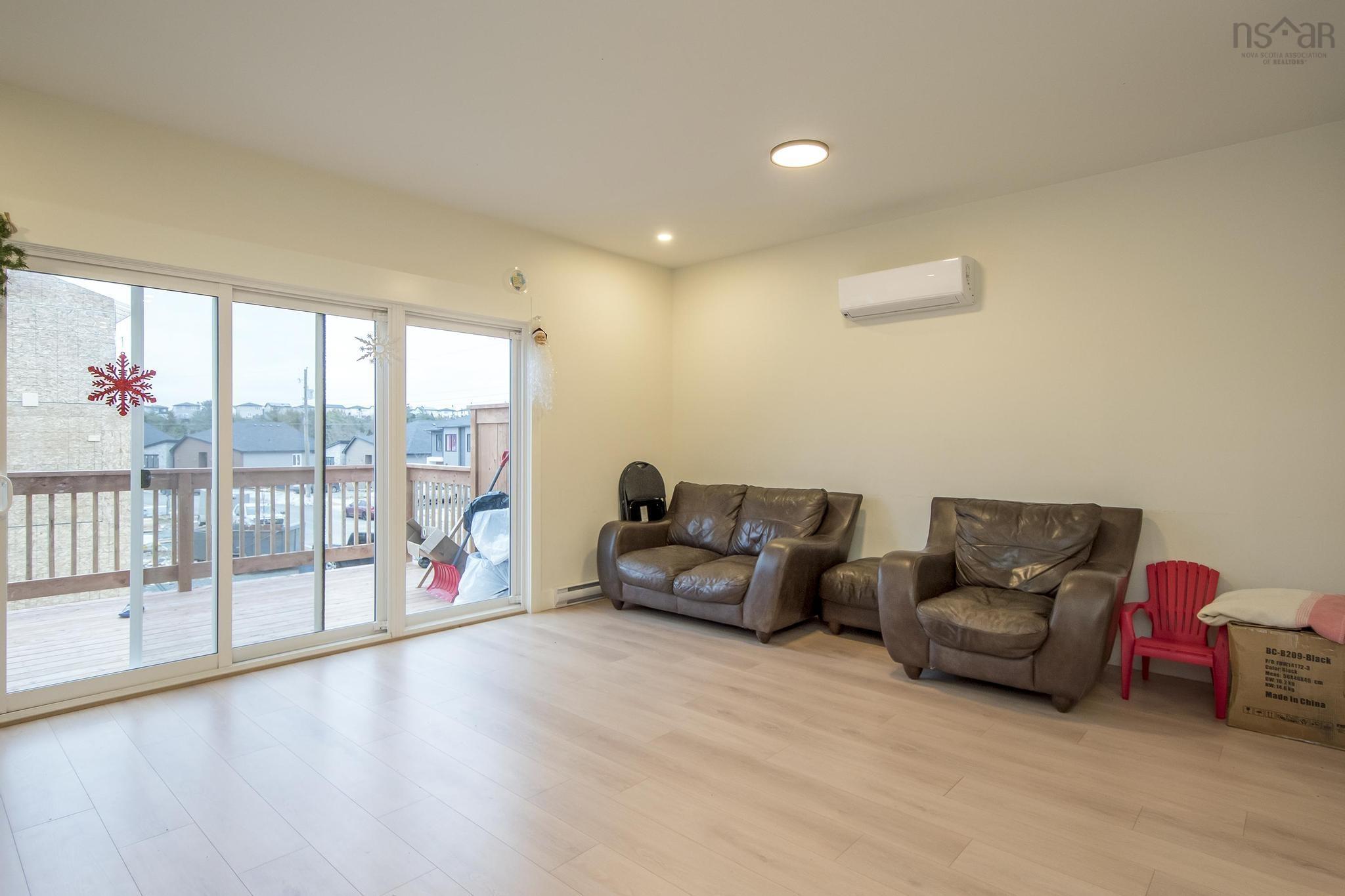 $650,000.00: 90 Honeygold Drive, Halifax