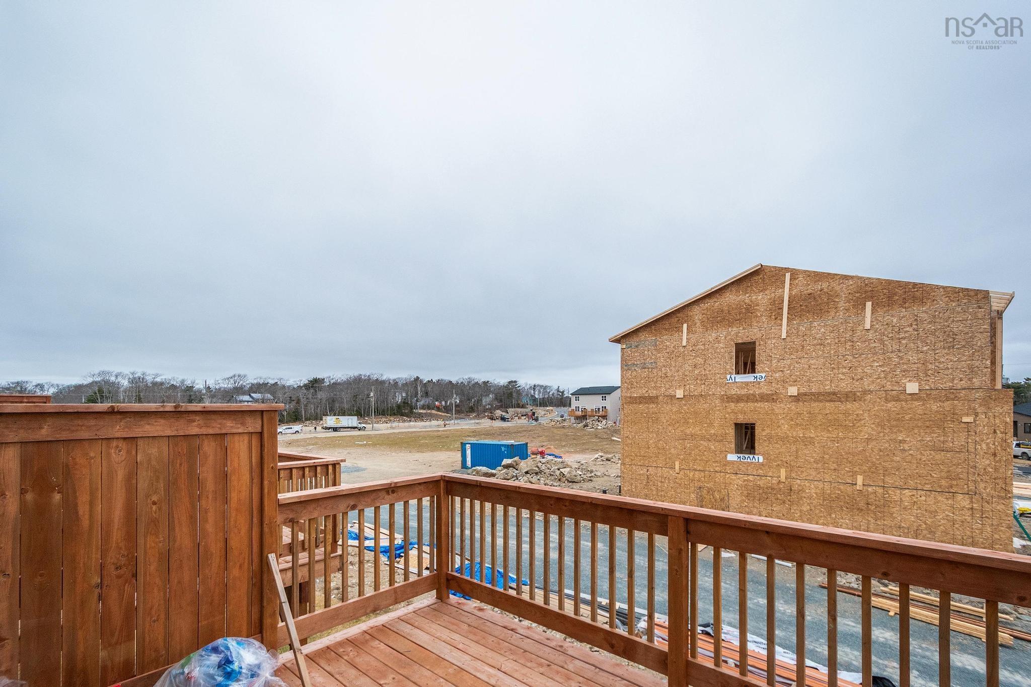 $650,000.00: 90 Honeygold Drive, Halifax