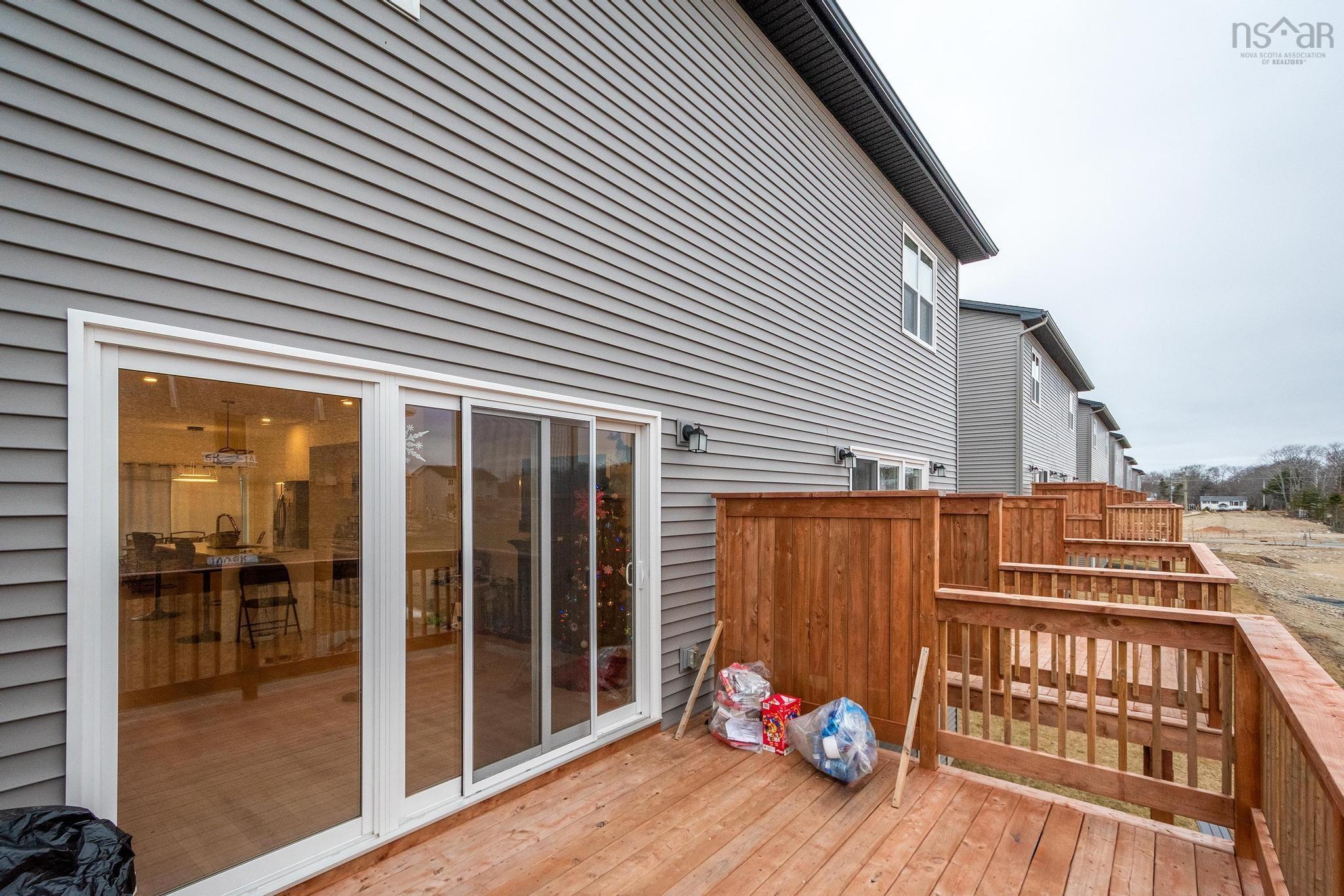$650,000.00: 90 Honeygold Drive, Halifax
