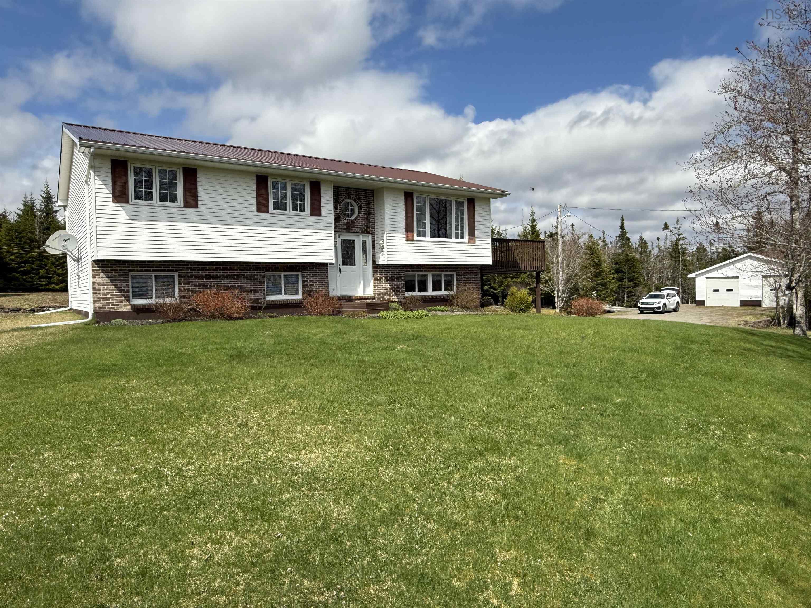 $299,000.00: 357 Old Road Hill Road, Sherbrooke