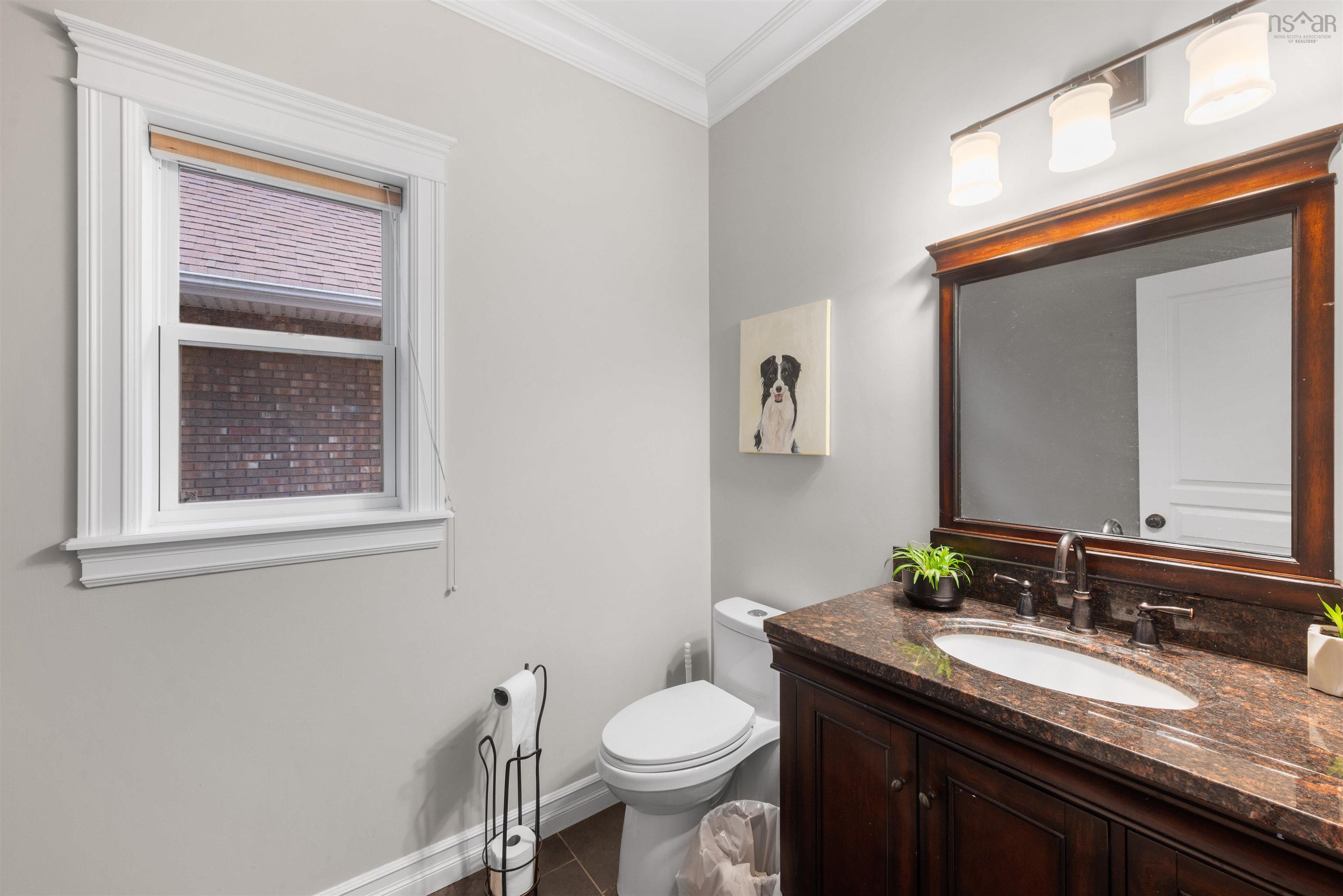 $1,099,900.00: 59 Sedgewick Place, Bedford