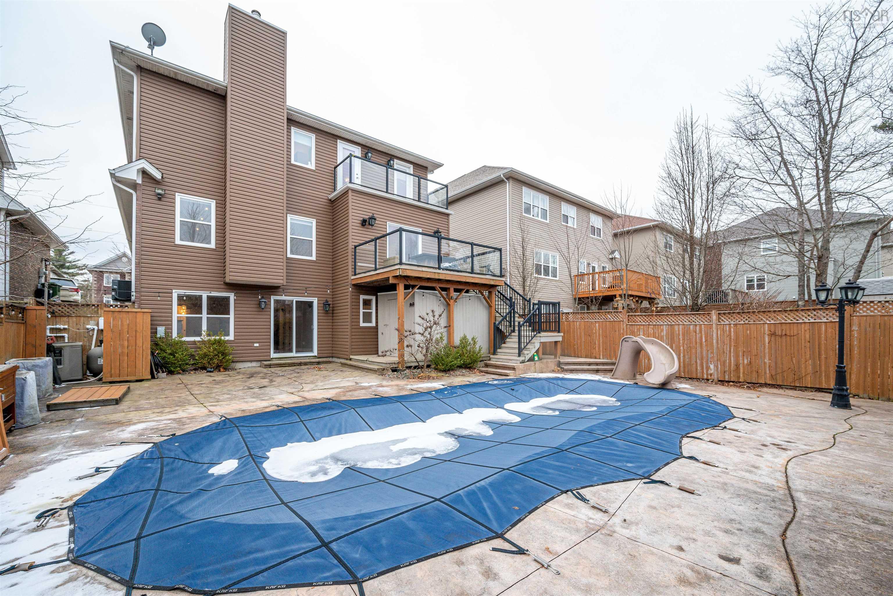 $1,099,900.00: 59 Sedgewick Place, Bedford