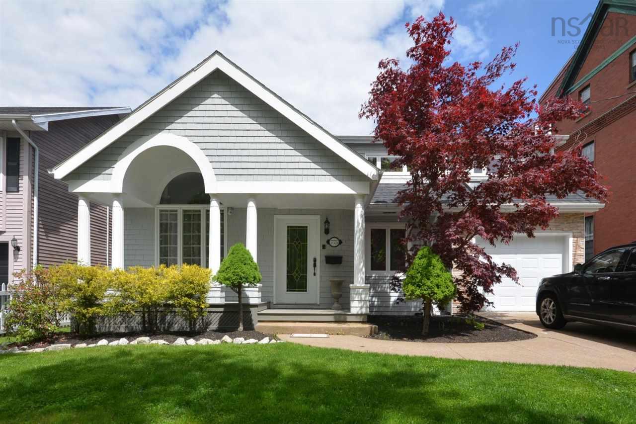 $1,595,900.00: 775 YOUNG Avenue, Halifax