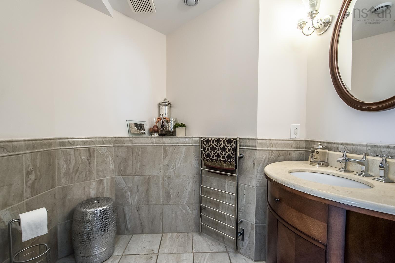 $1,595,900.00: 775 YOUNG Avenue, Halifax