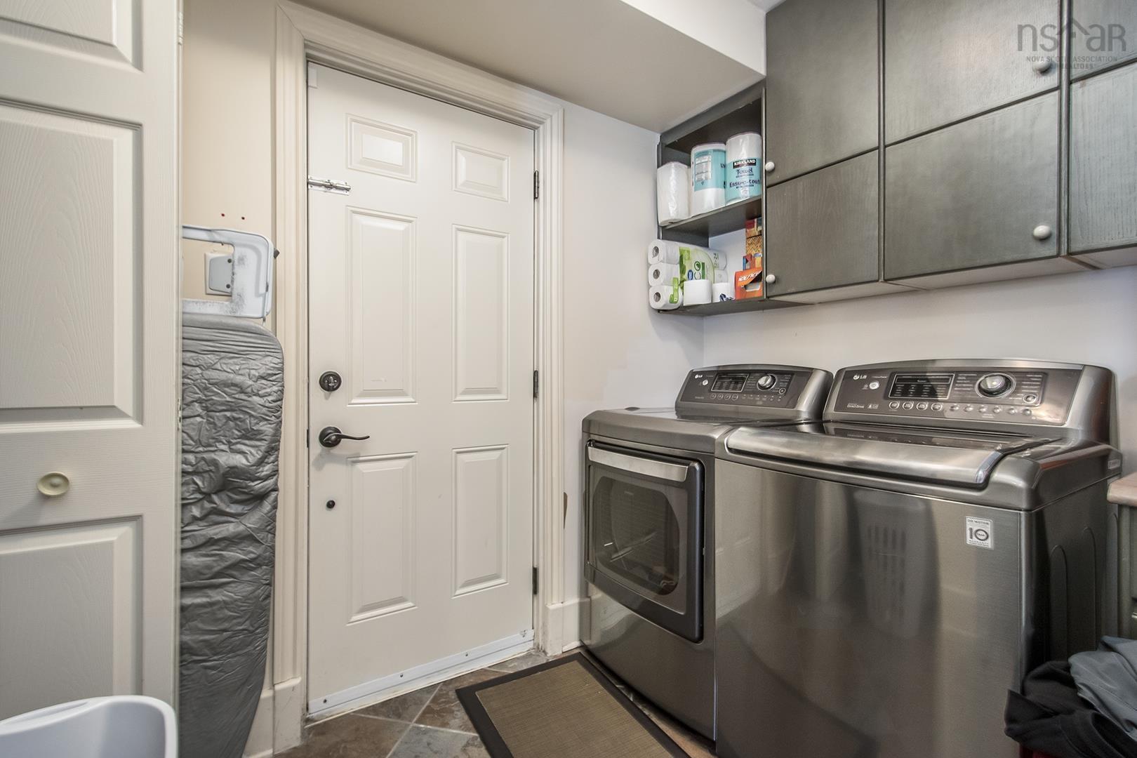 $1,595,900.00: 775 YOUNG Avenue, Halifax