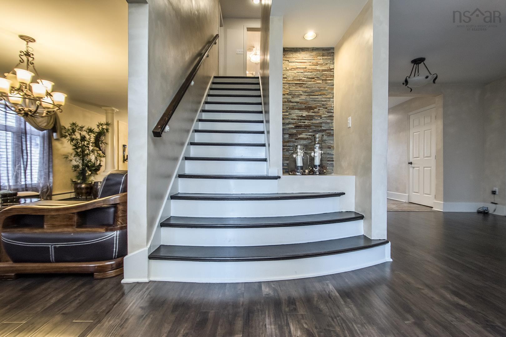 $1,595,900.00: 775 YOUNG Avenue, Halifax