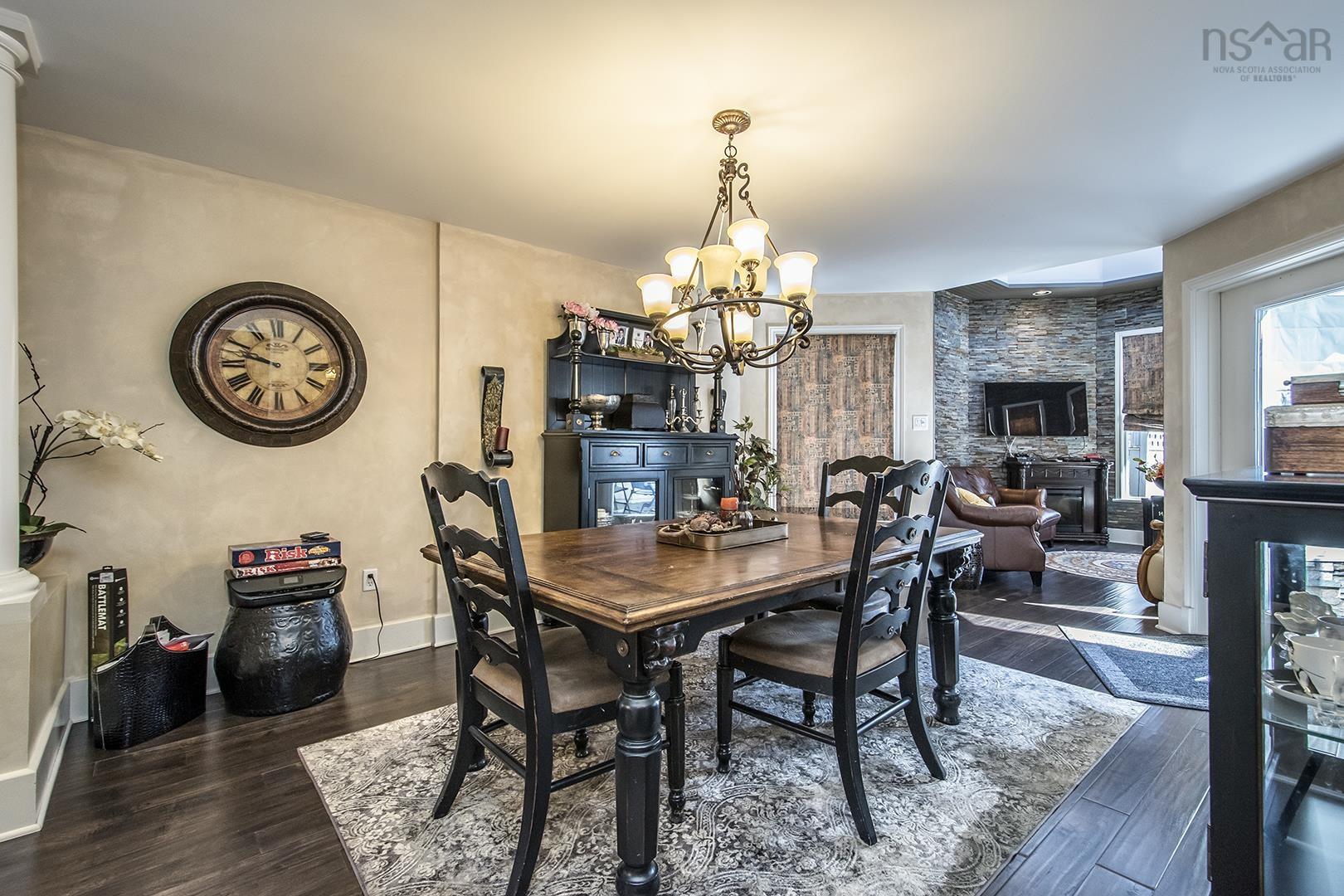 $1,595,900.00: 775 YOUNG Avenue, Halifax