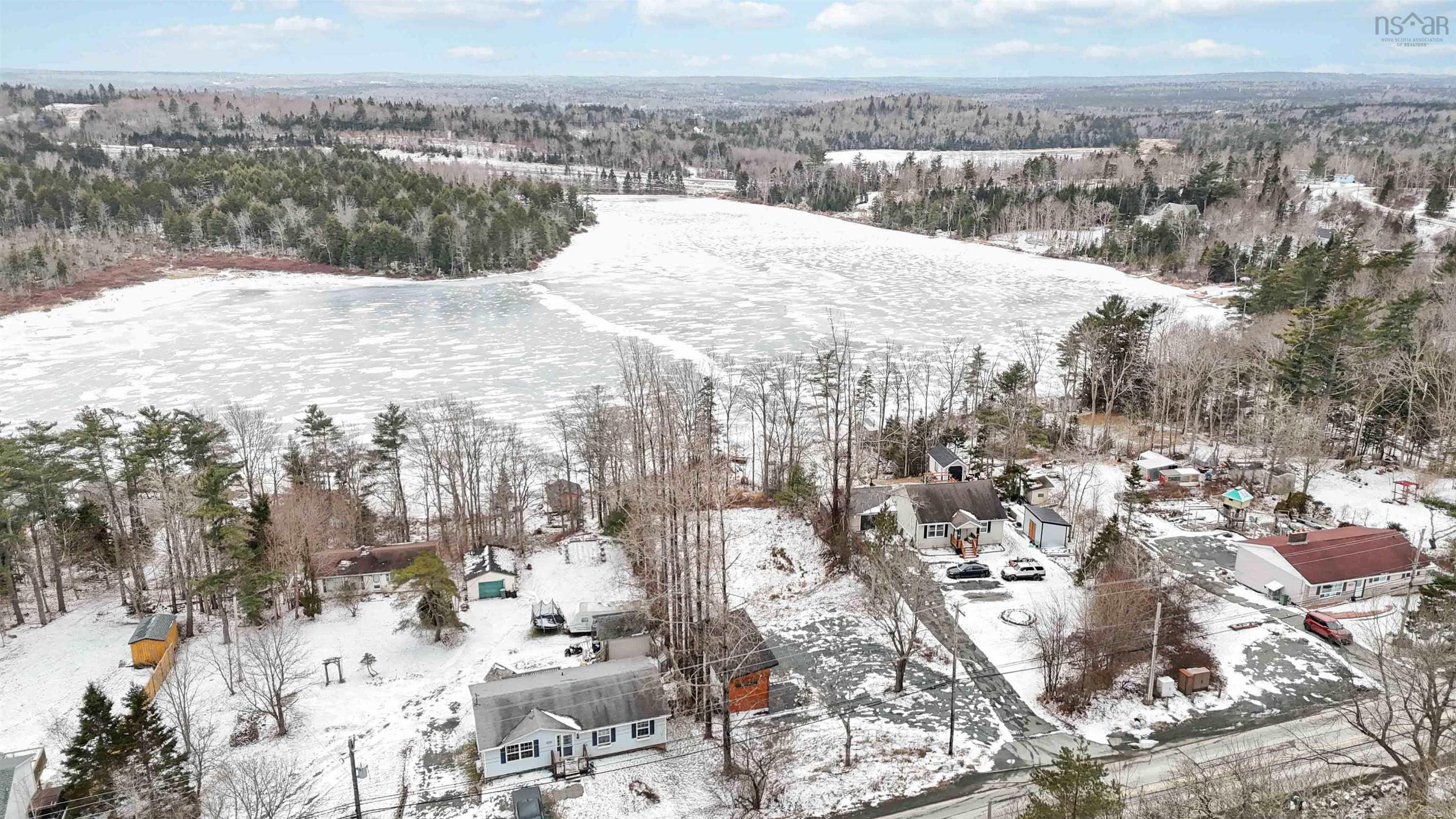 $385,000.00: 2090 Sackville Drive, Middle Sackville