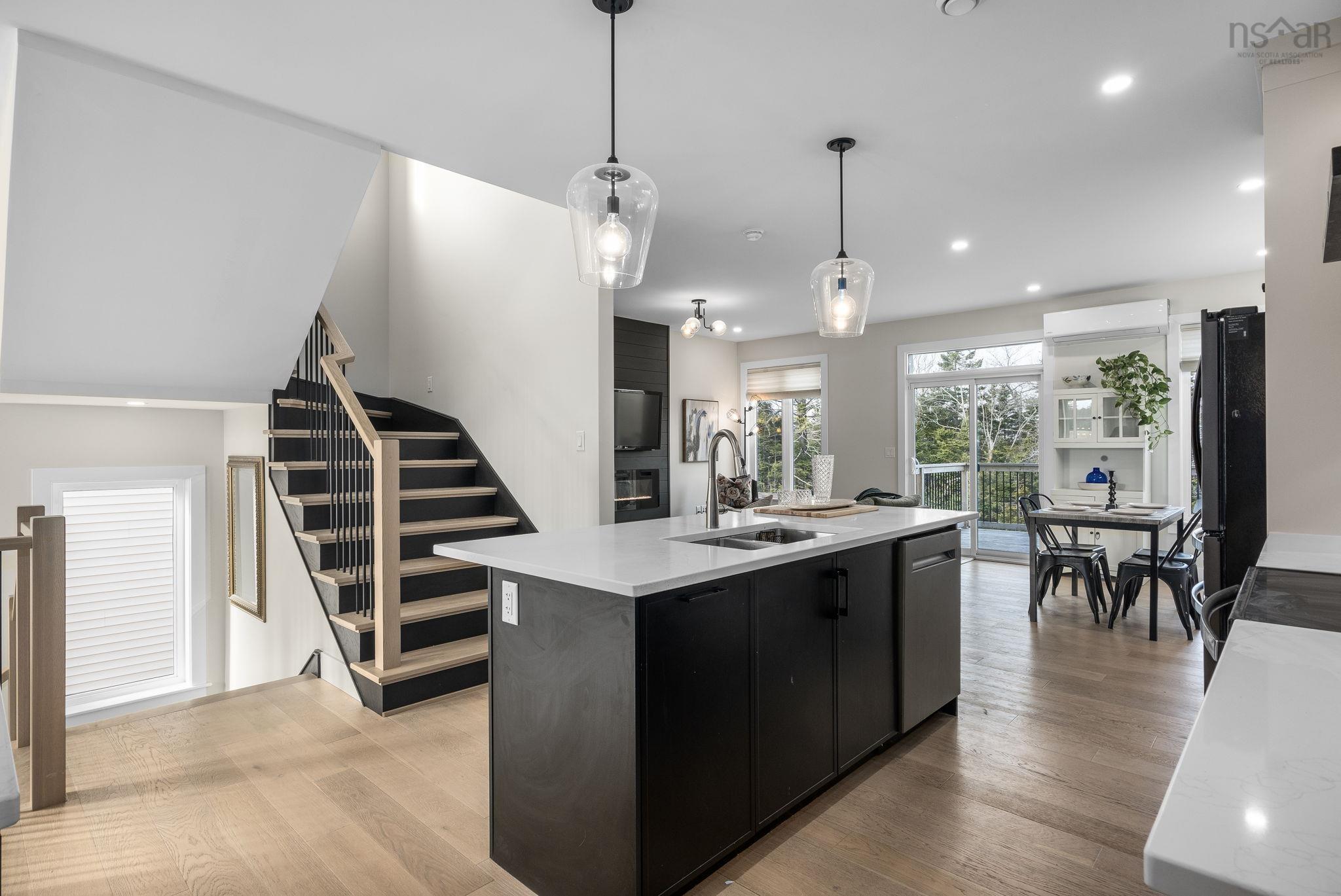 $785,000.00: 39 Amalfi Way, Timberlea