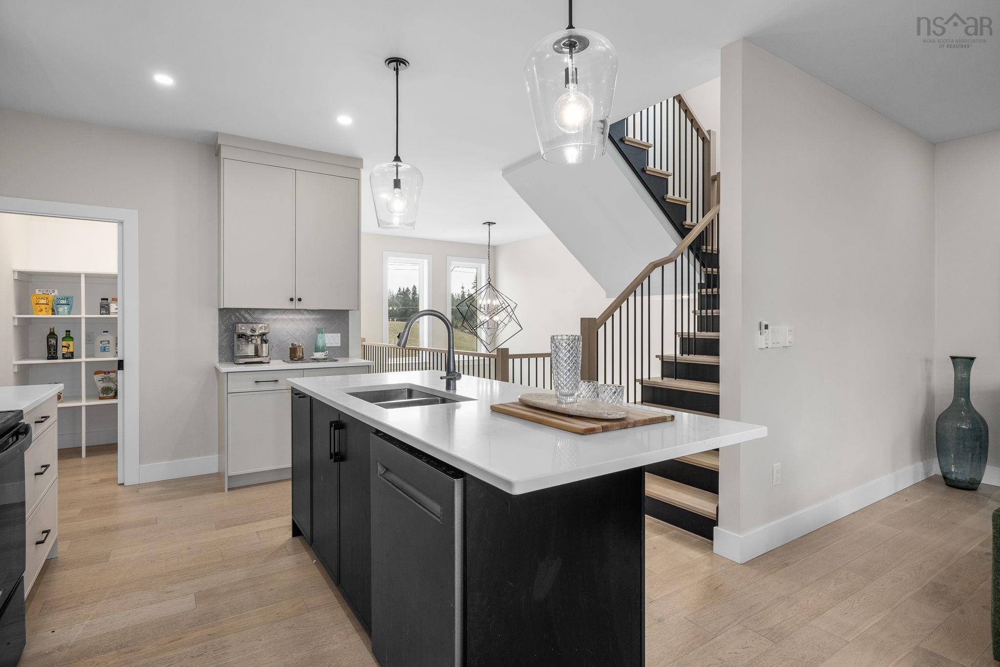 $785,000.00: 39 Amalfi Way, Timberlea