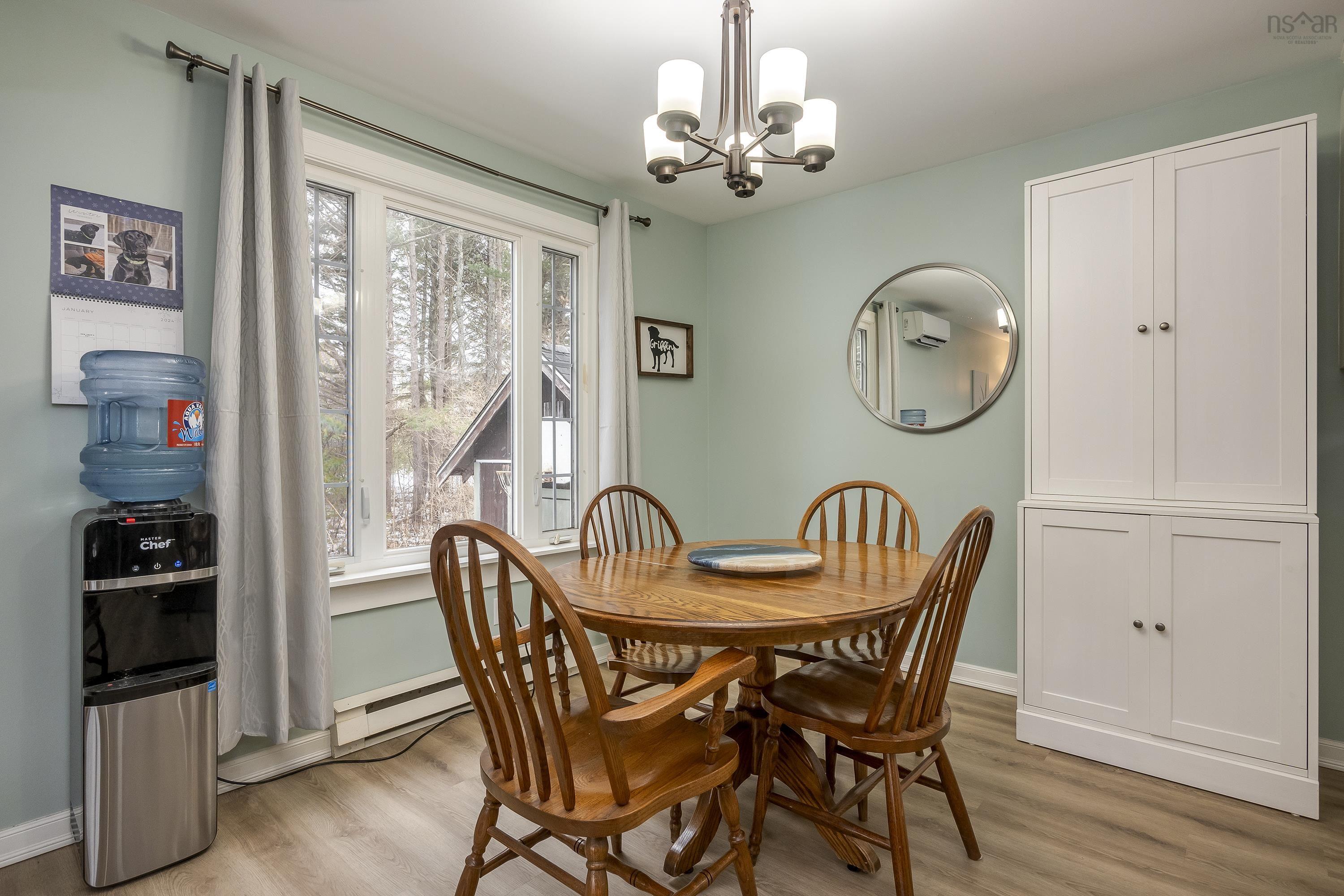 $374,900.00: 43 Hemlock Drive, Meadowvale