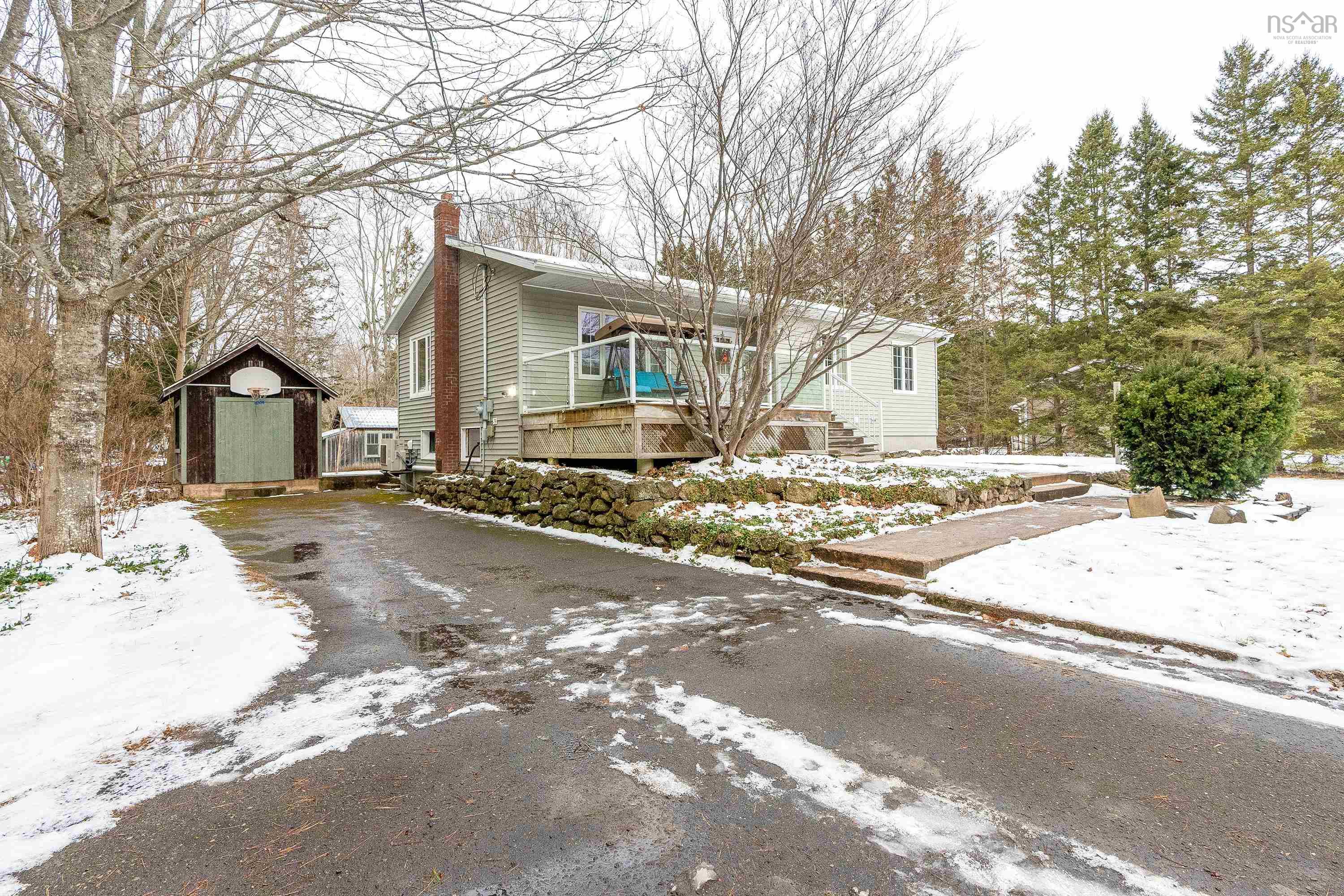 $374,900.00: 43 Hemlock Drive, Meadowvale
