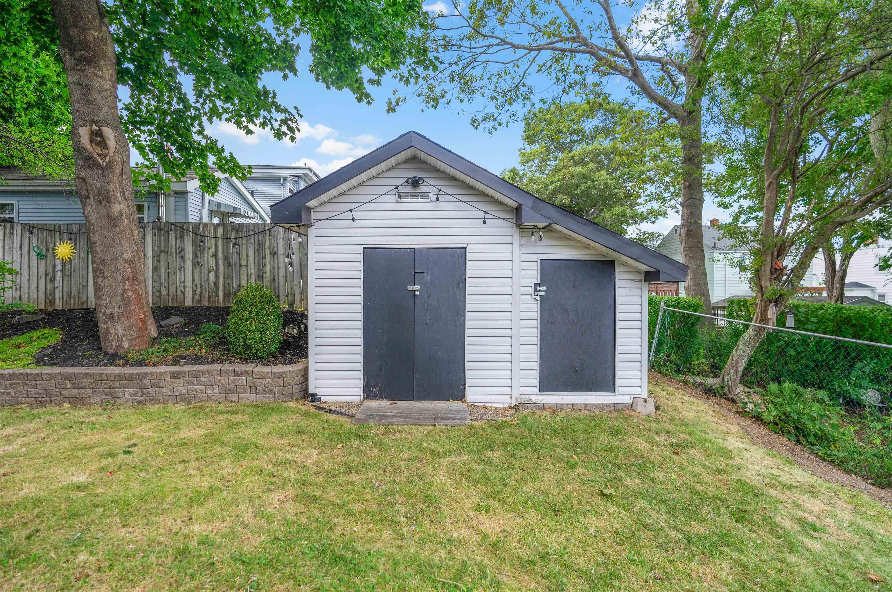 $750,000.00: 19 Central Avenue, Halifax