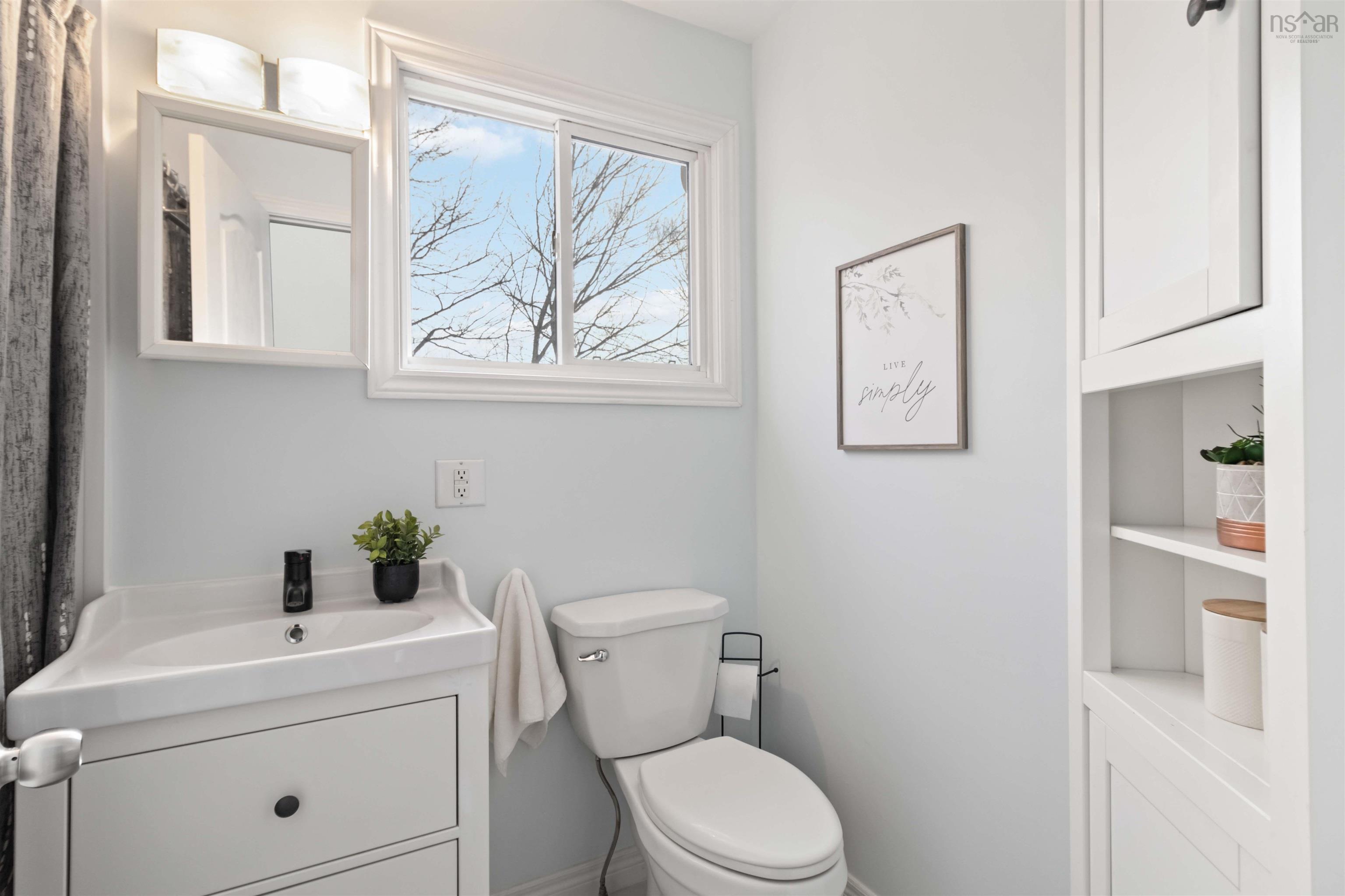 $399,900.00: 35 Rankin Drive, Lower Sackville