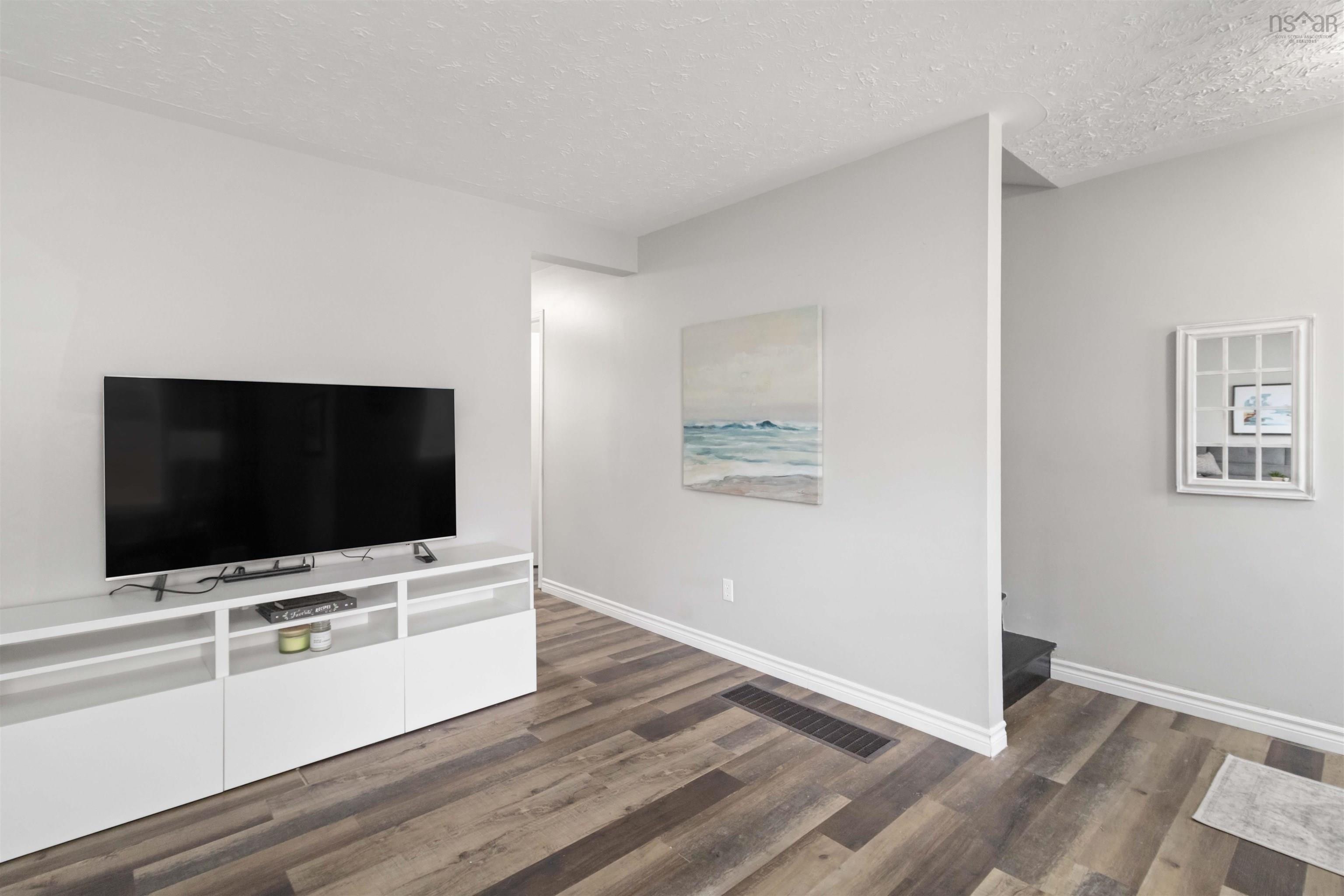 $399,900.00: 35 Rankin Drive, Lower Sackville