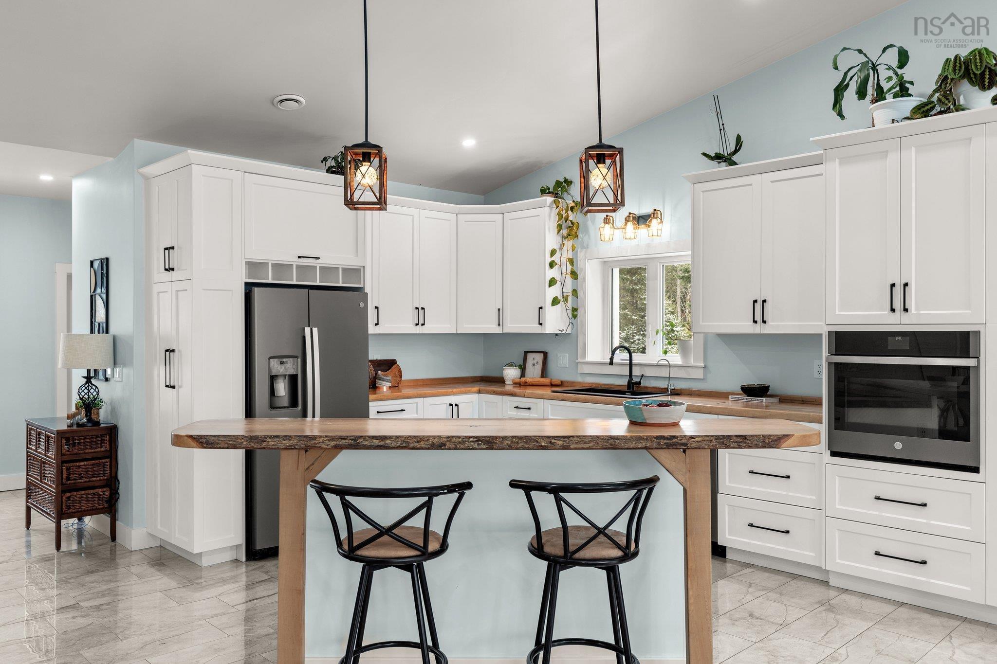 $1,199,900.00: 34 256 Heritage Way, East Uniacke
