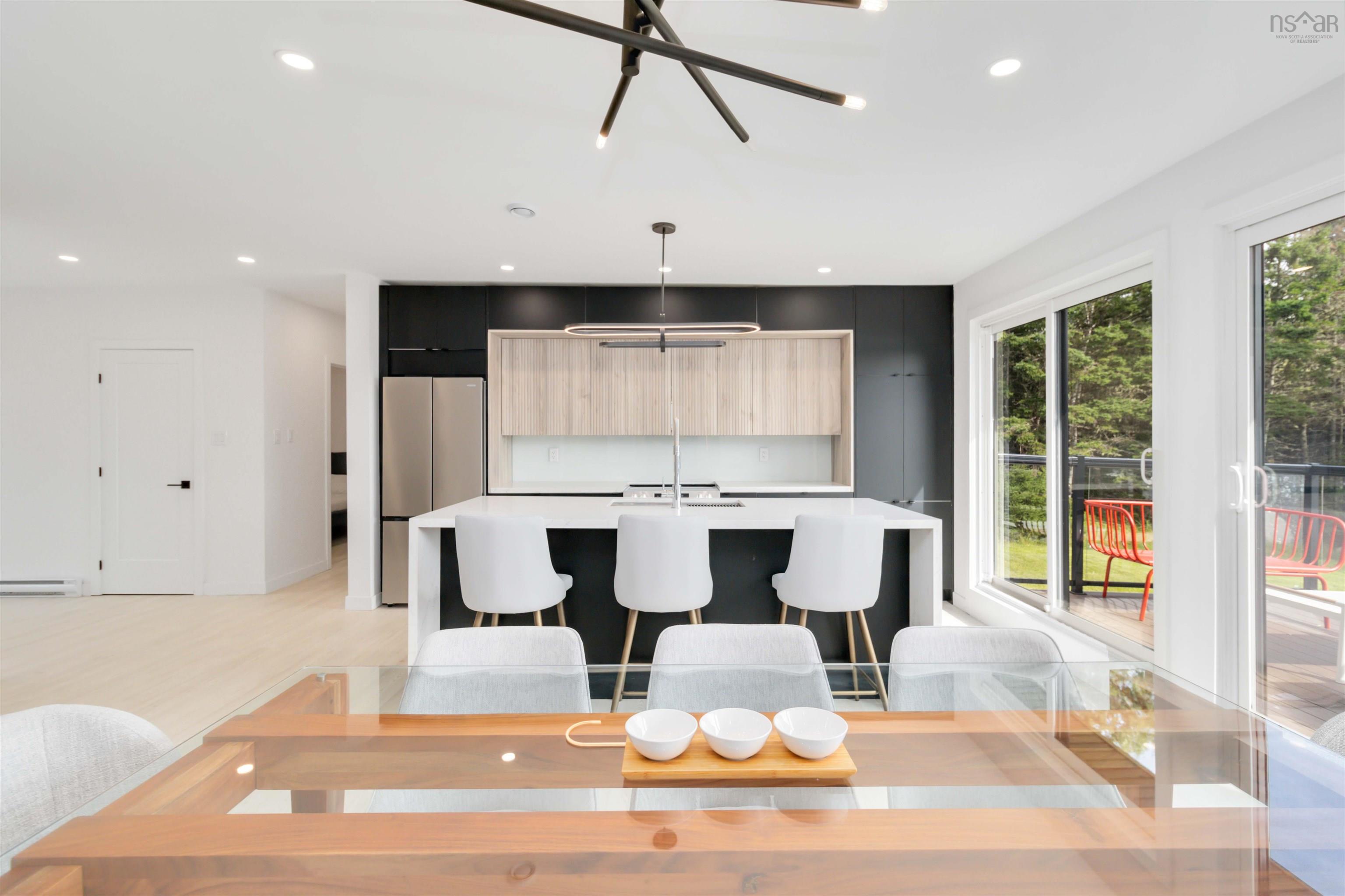 $1,950,000.00: 3432/3434 Prospect Road, Whites Lake