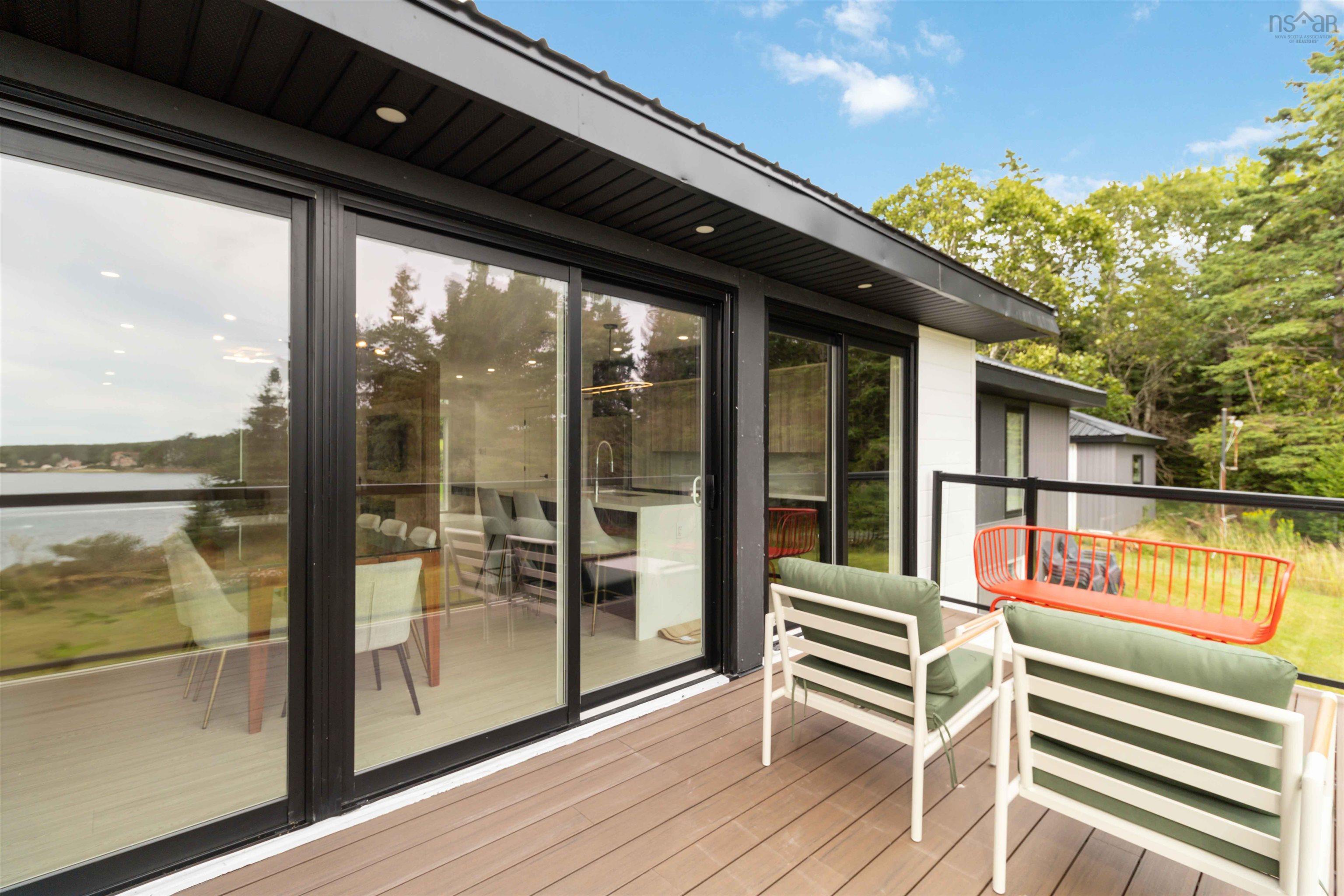 $1,950,000.00: 3432/3434 Prospect Road, Whites Lake
