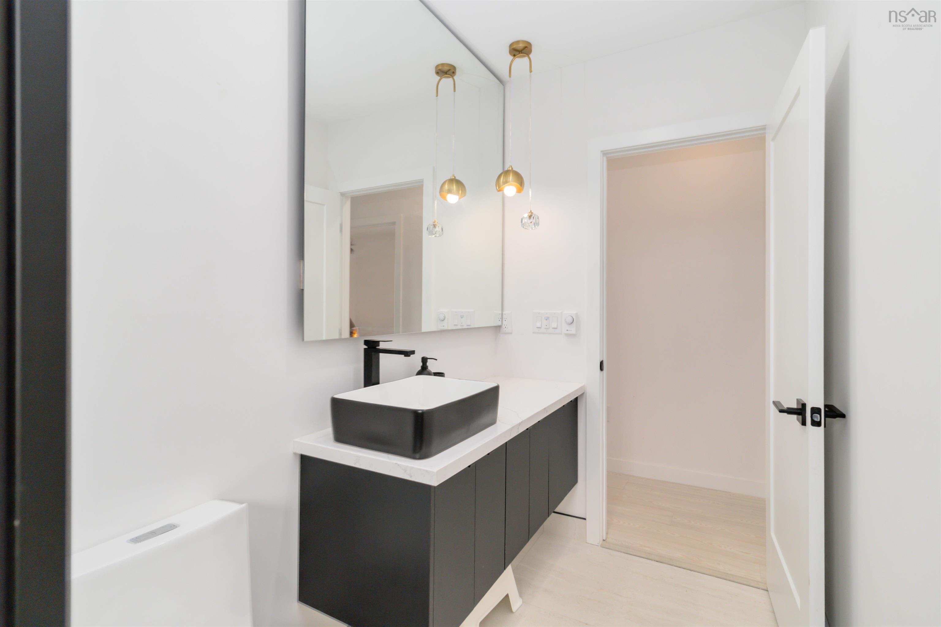 $1,950,000.00: 3432/3434 Prospect Road, Whites Lake