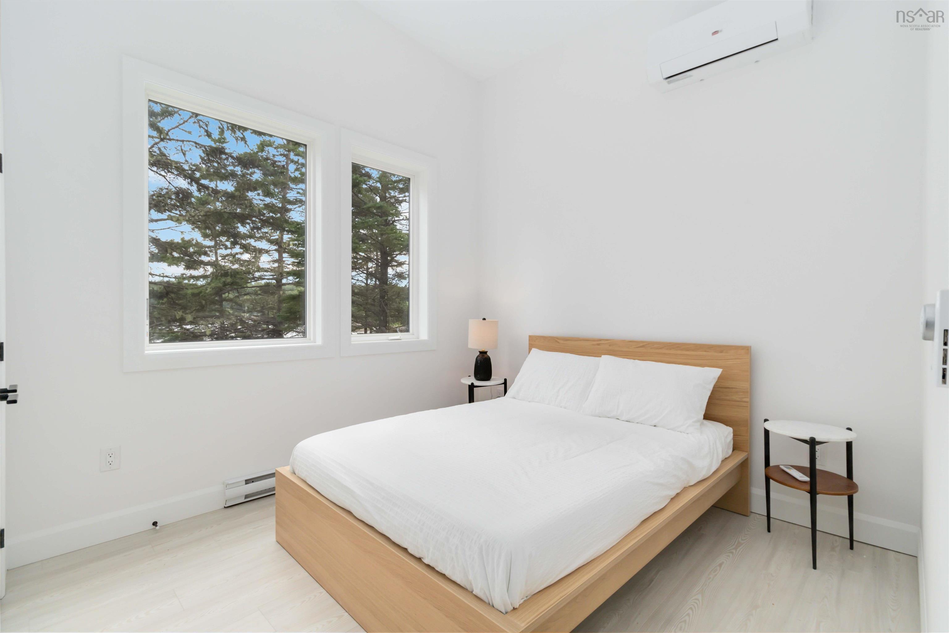 $1,950,000.00: 3432/3434 Prospect Road, Whites Lake