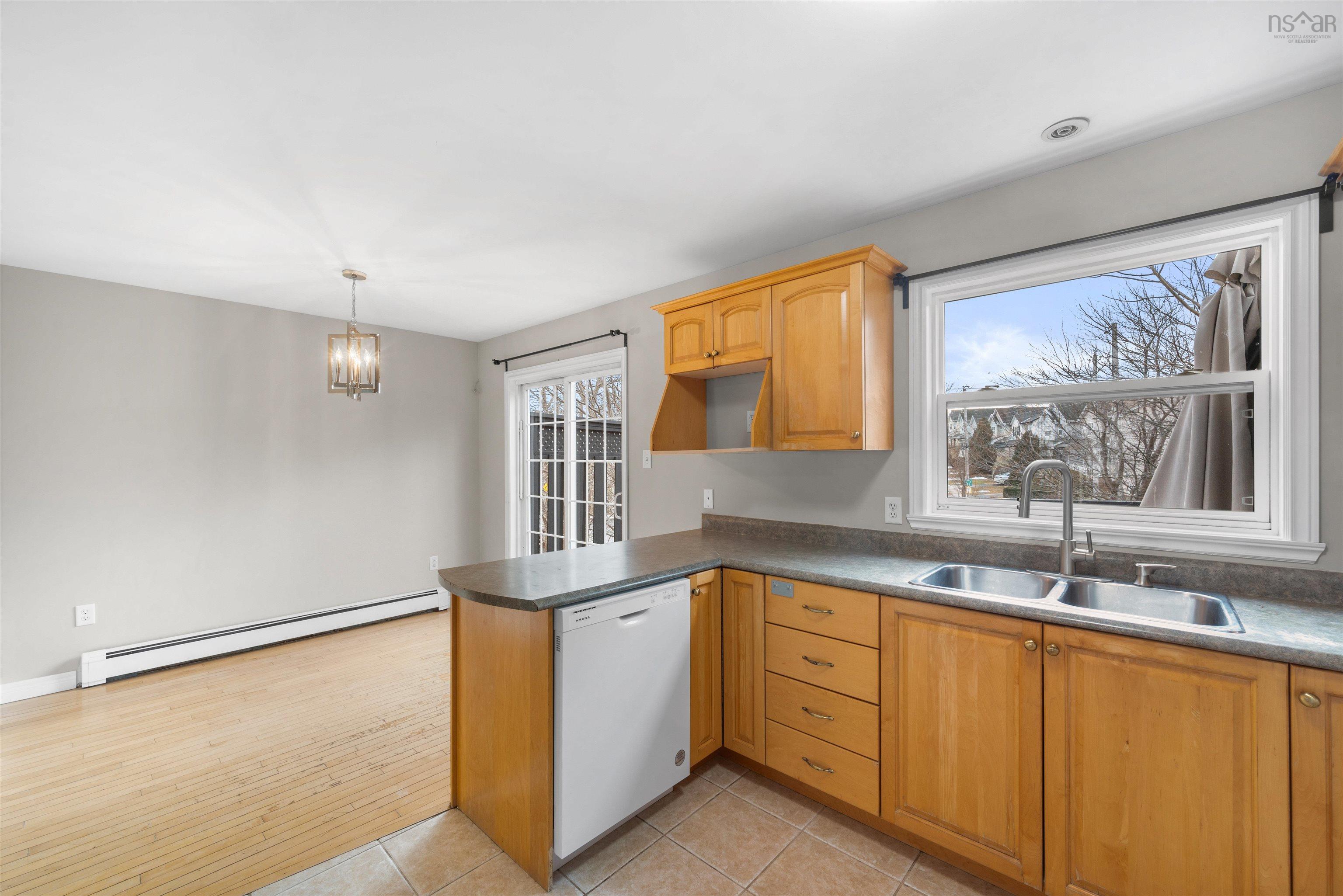 $529,900.00: 10 Walter Havill Drive, Halifax