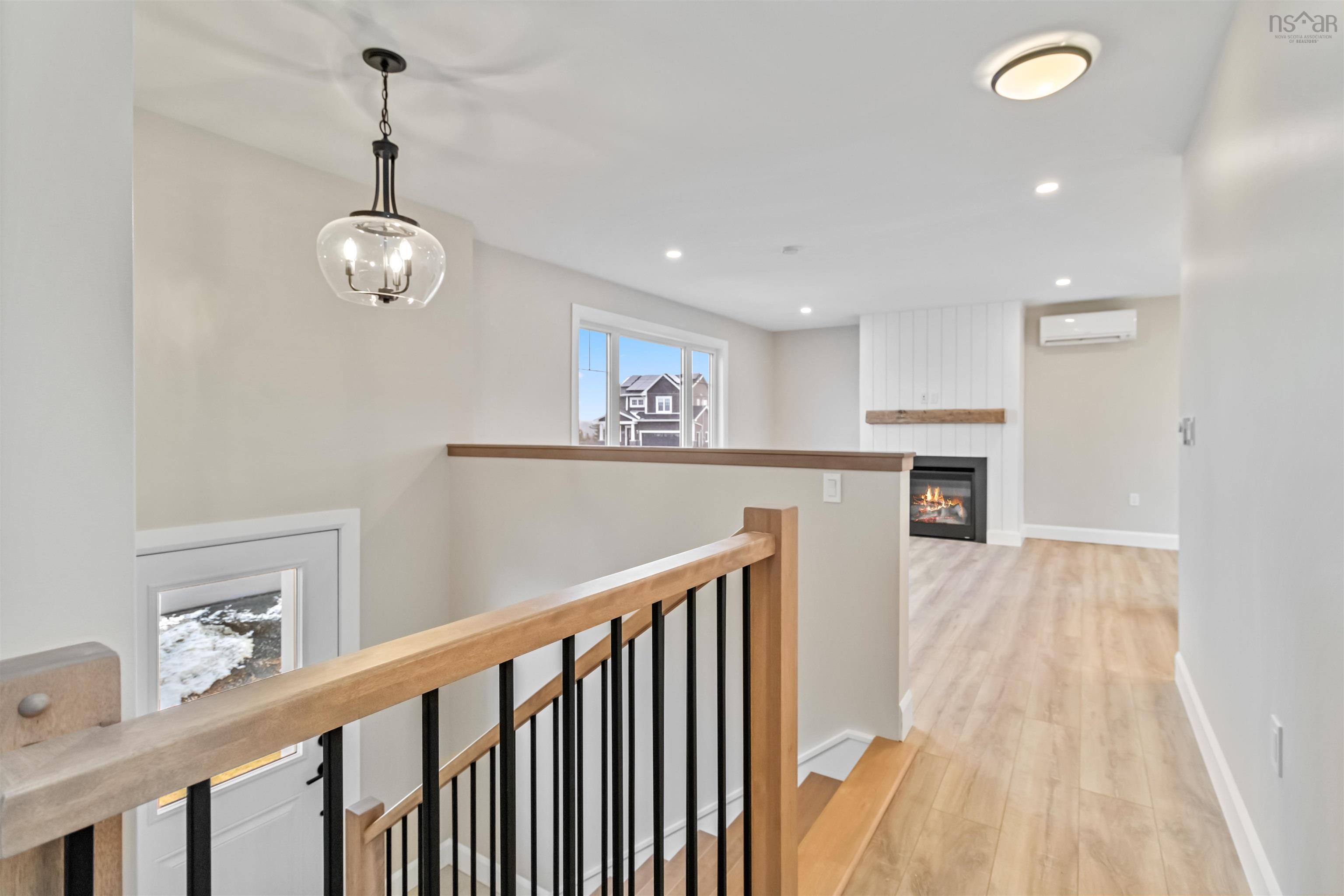 $563,900.00: 16 Coralberry, Porters Lake