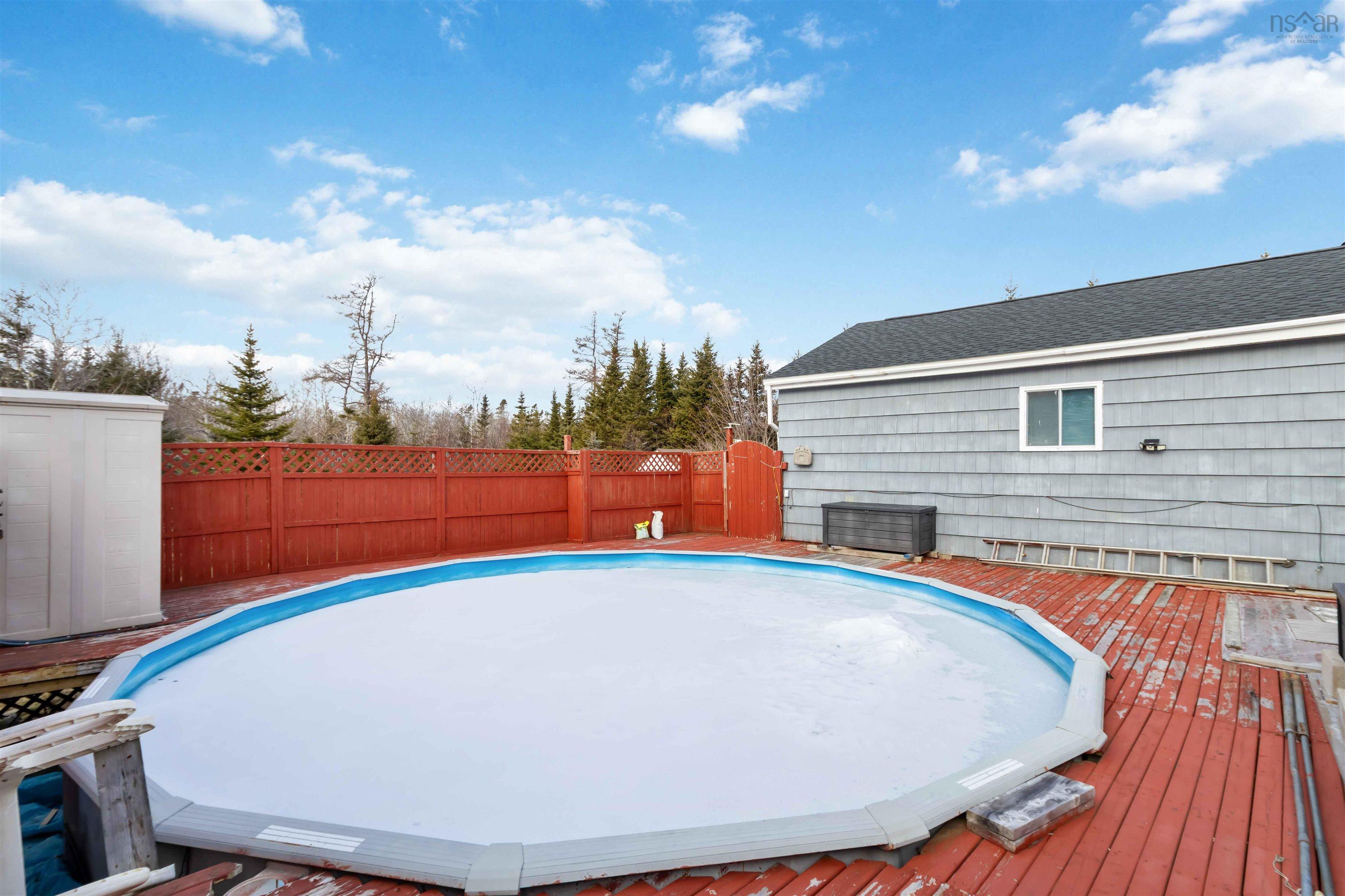 $399,900.00: 2725 Old Sambro Road, Williamswood