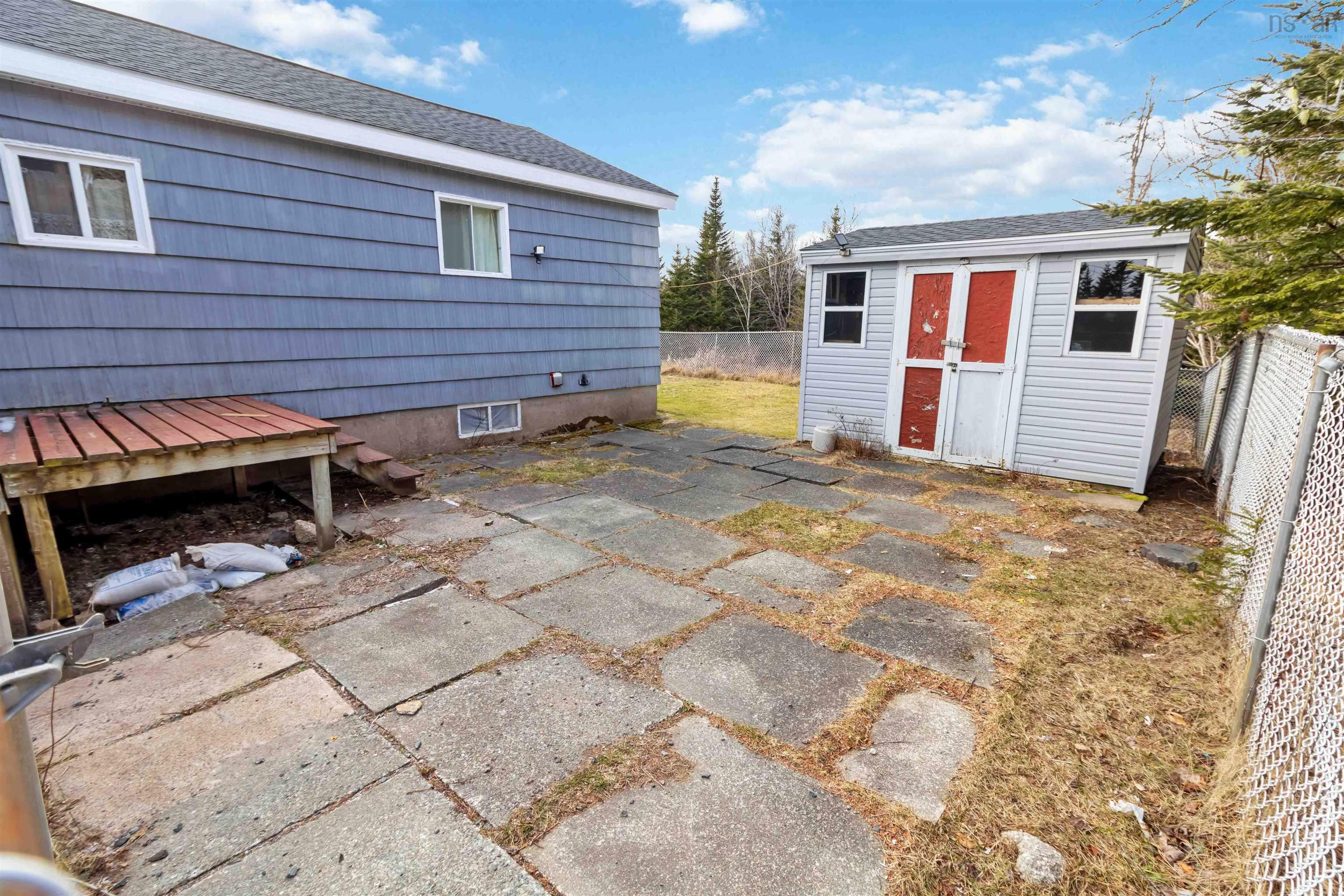 $399,900.00: 2725 Old Sambro Road, Williamswood