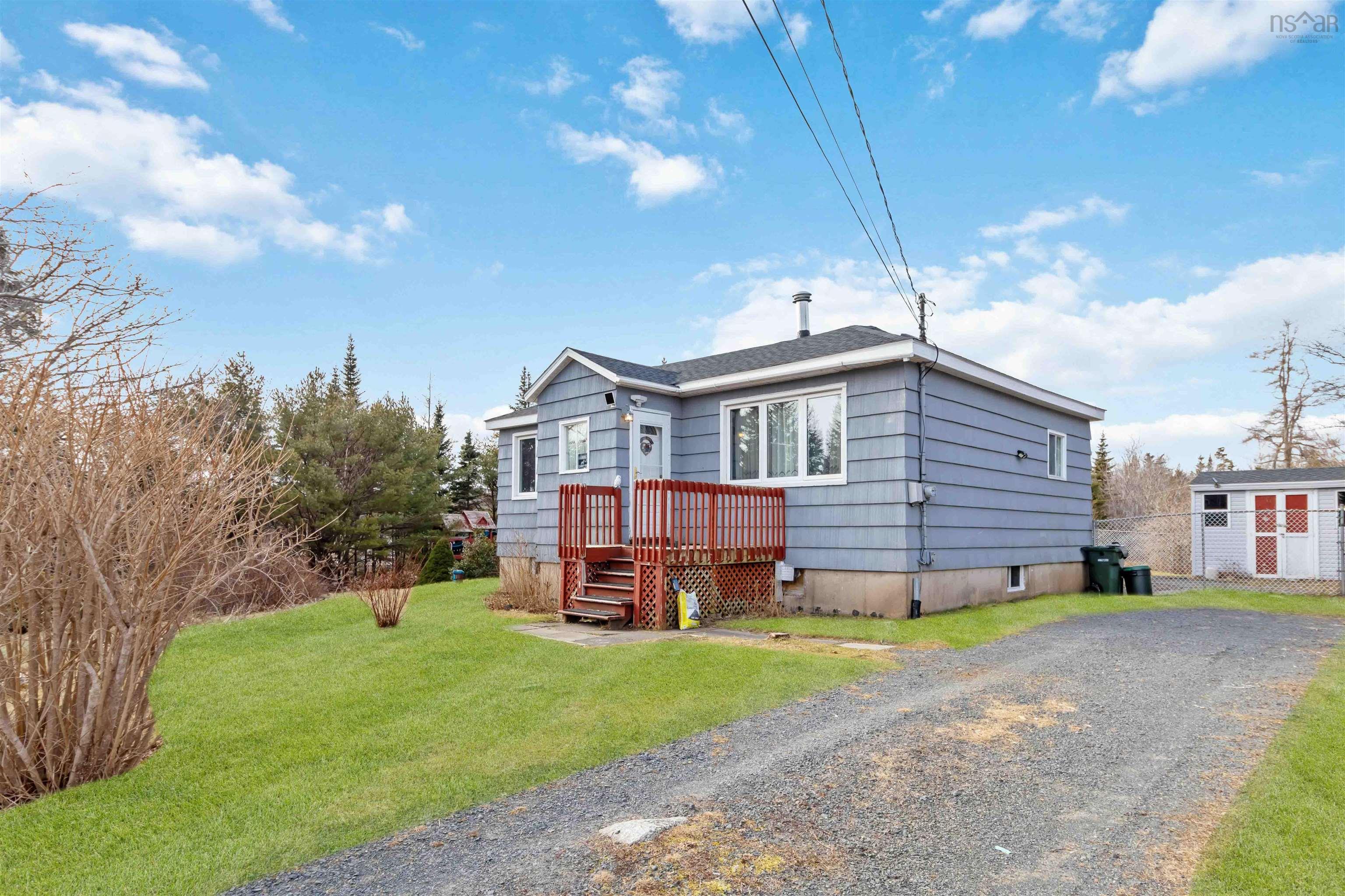 $399,900.00: 2725 Old Sambro Road, Williamswood