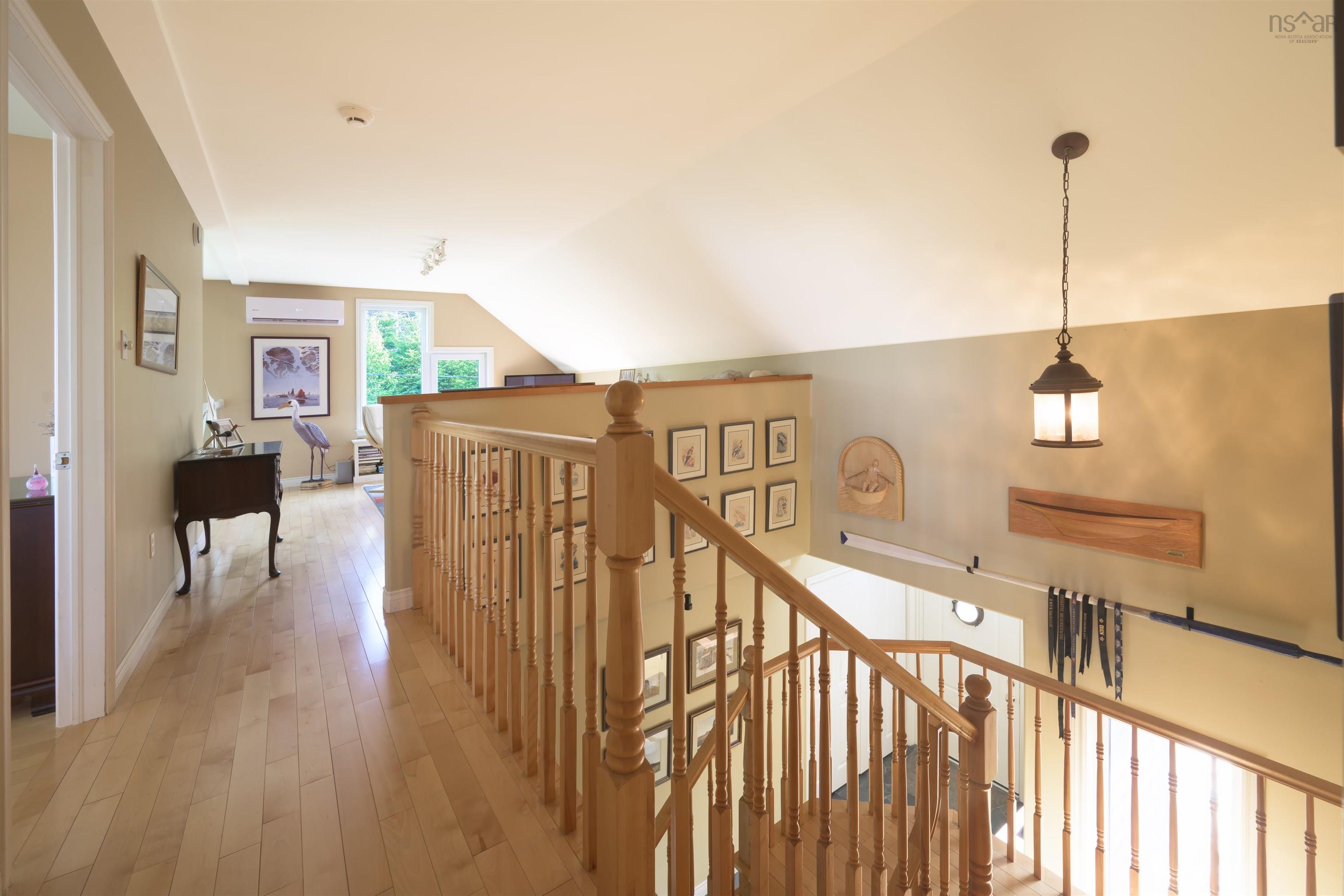 $999,000.00: 55 Lintlops Road, Murphy Cove