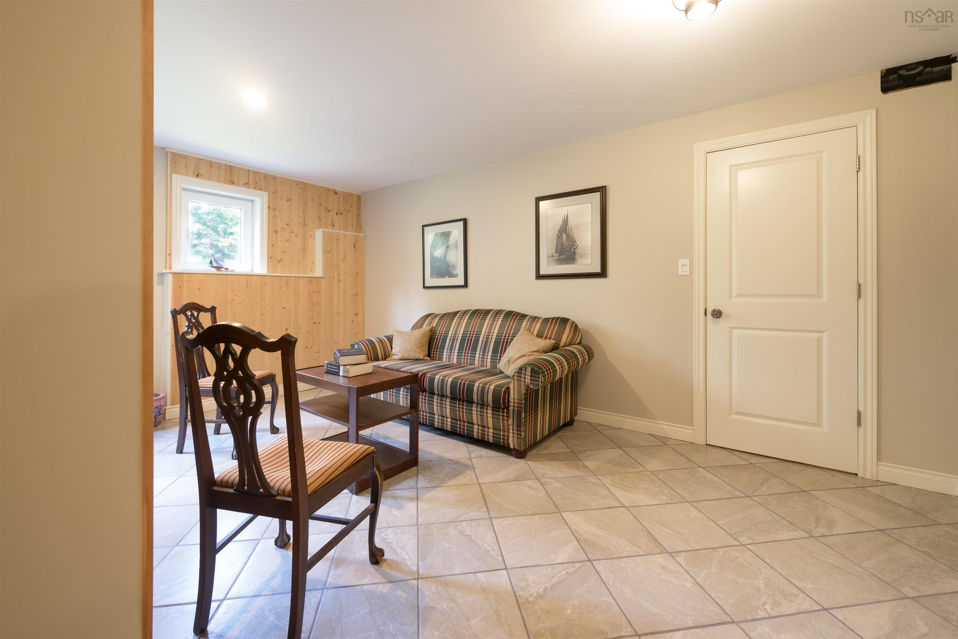 $999,000.00: 55 Lintlops Road, Murphy Cove