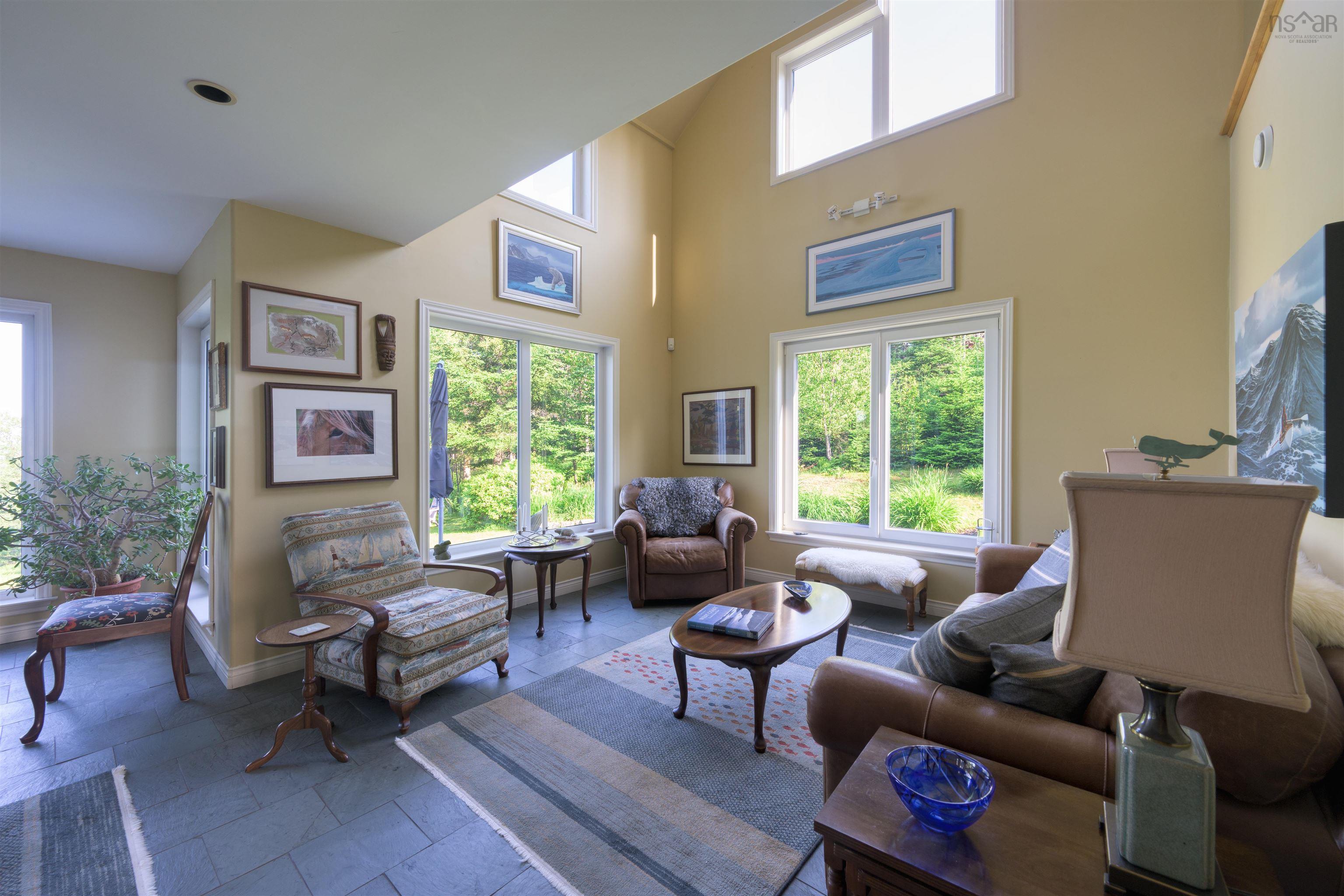 $999,000.00: 55 Lintlops Road, Murphy Cove