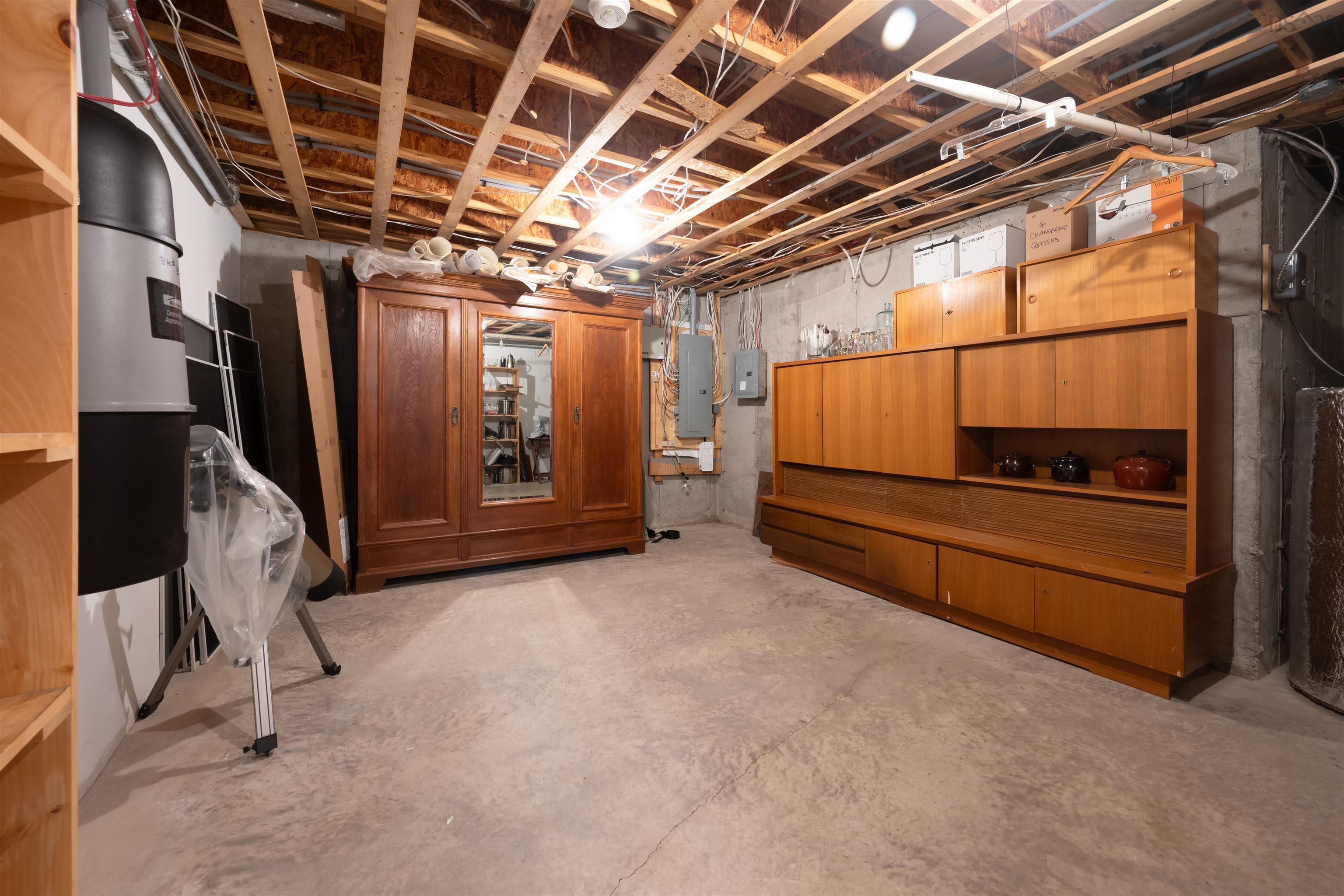 $999,000.00: 55 Lintlops Road, Murphy Cove