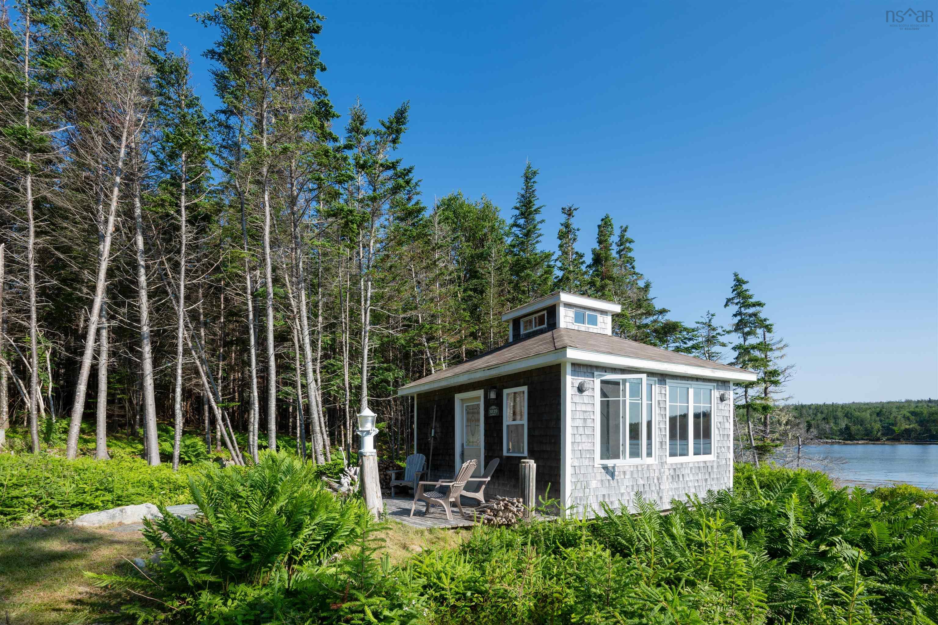 $999,000.00: 55 Lintlops Road, Murphy Cove