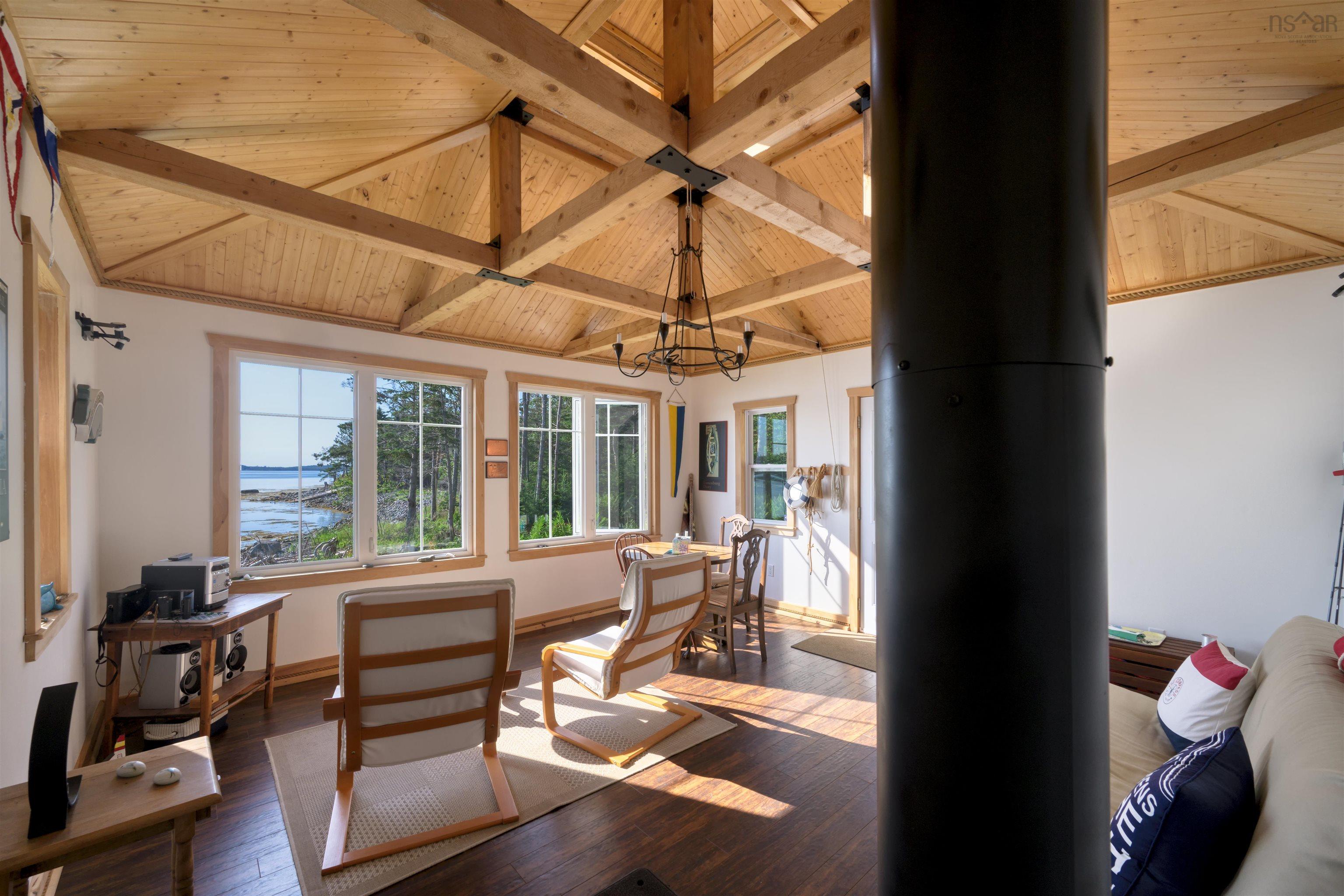 $999,000.00: 55 Lintlops Road, Murphy Cove