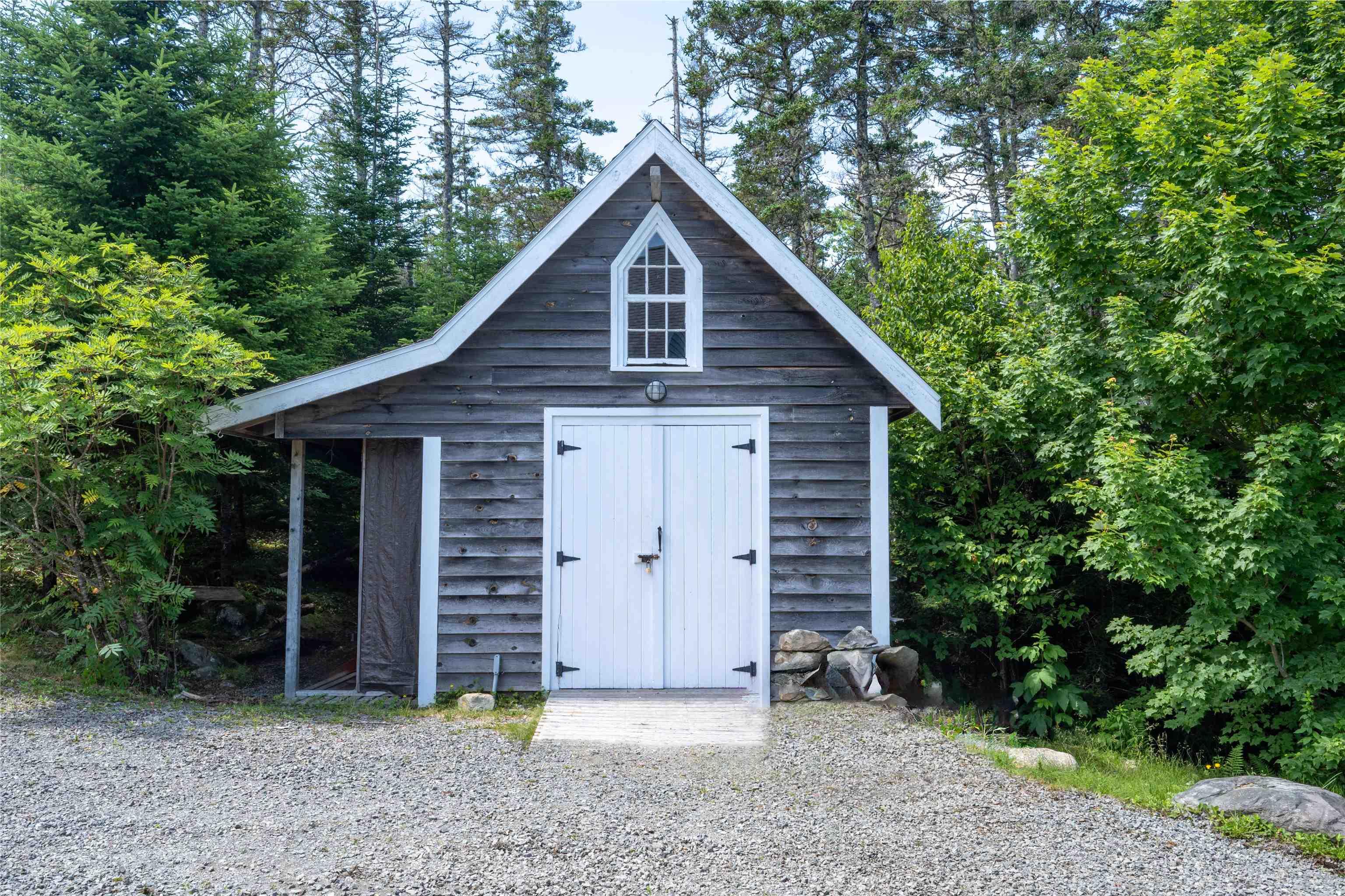 $999,000.00: 55 Lintlops Road, Murphy Cove