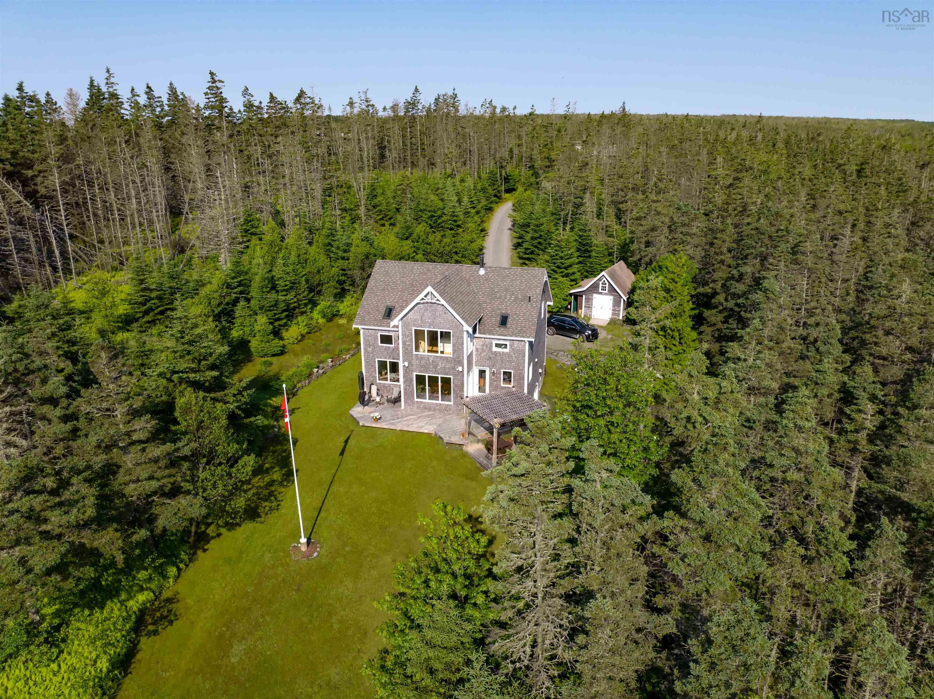 $999,000.00: 55 Lintlops Road, Murphy Cove