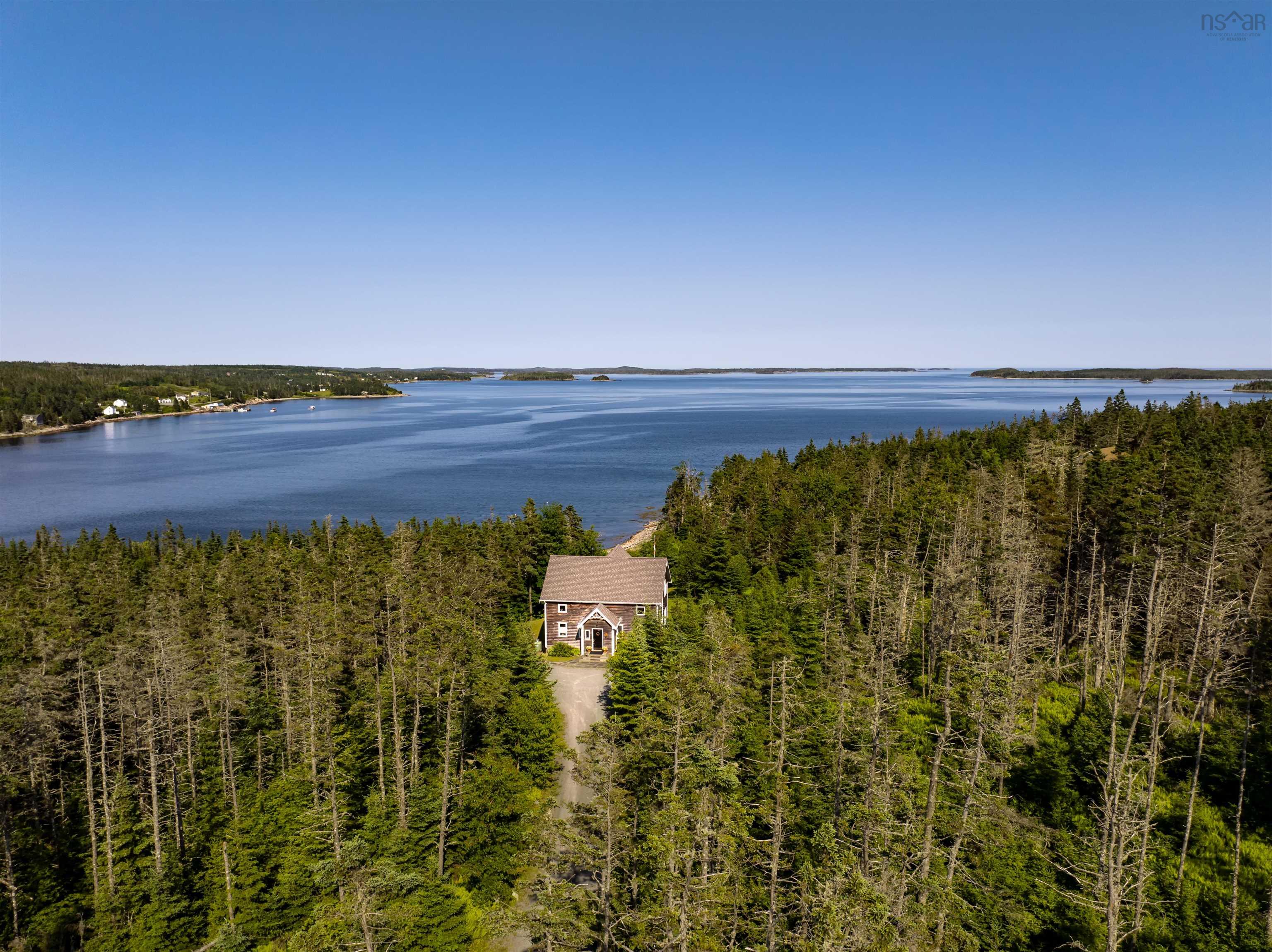 $999,000.00: 55 Lintlops Road, Murphy Cove