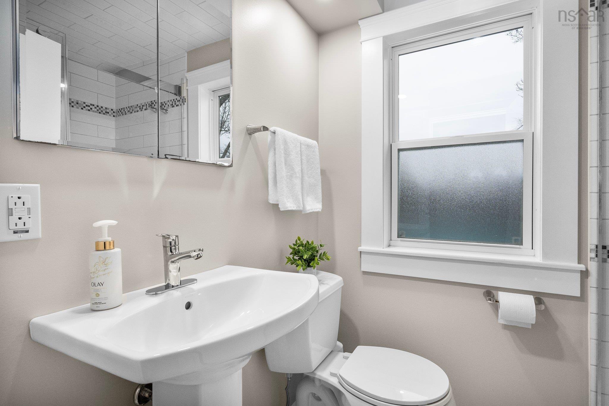 $1,249,000.00: 6138 & 6140 Inglis Street, Halifax