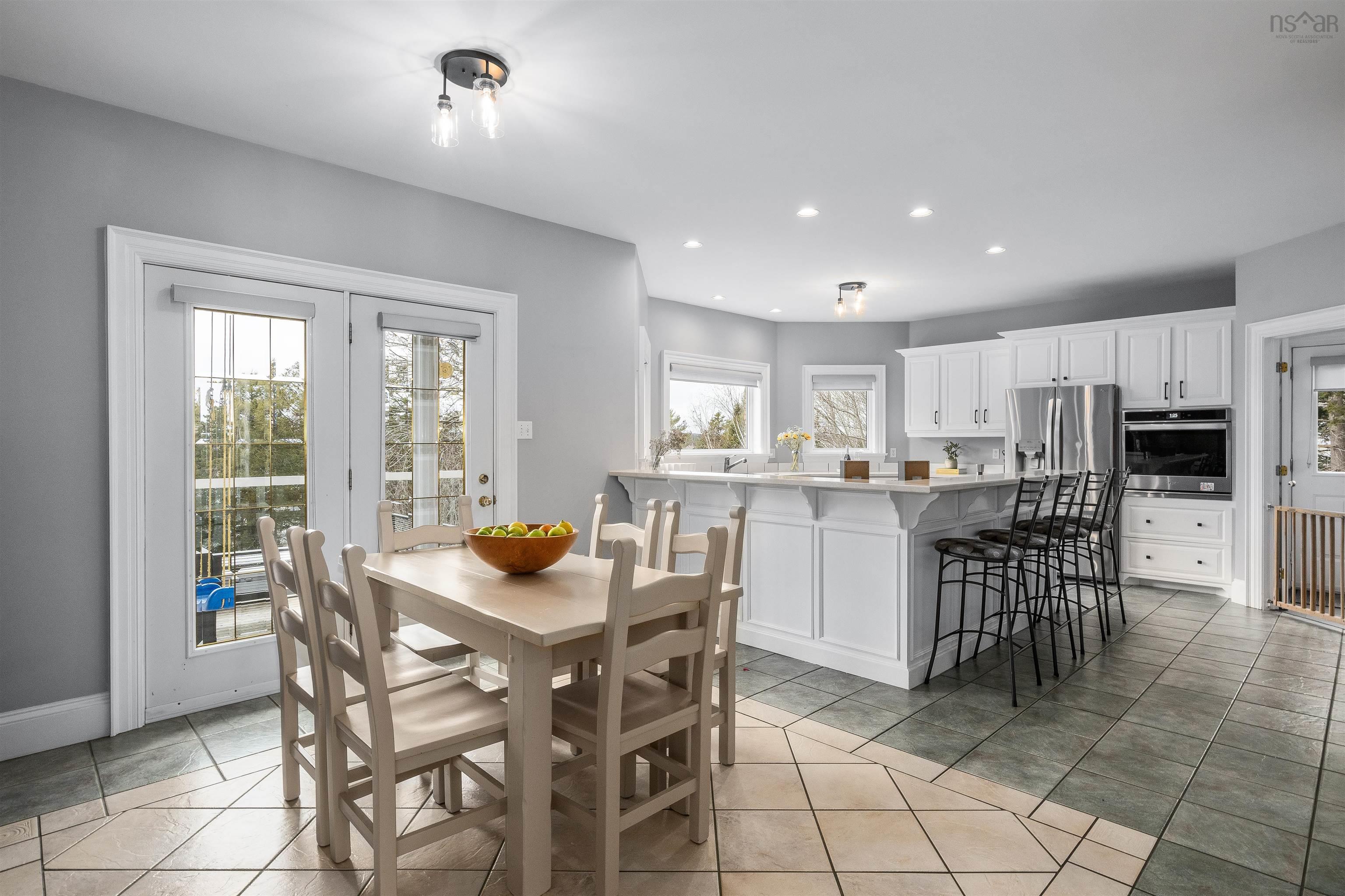 $1,649,000.00: 24 Glenmorren Court, Fall River