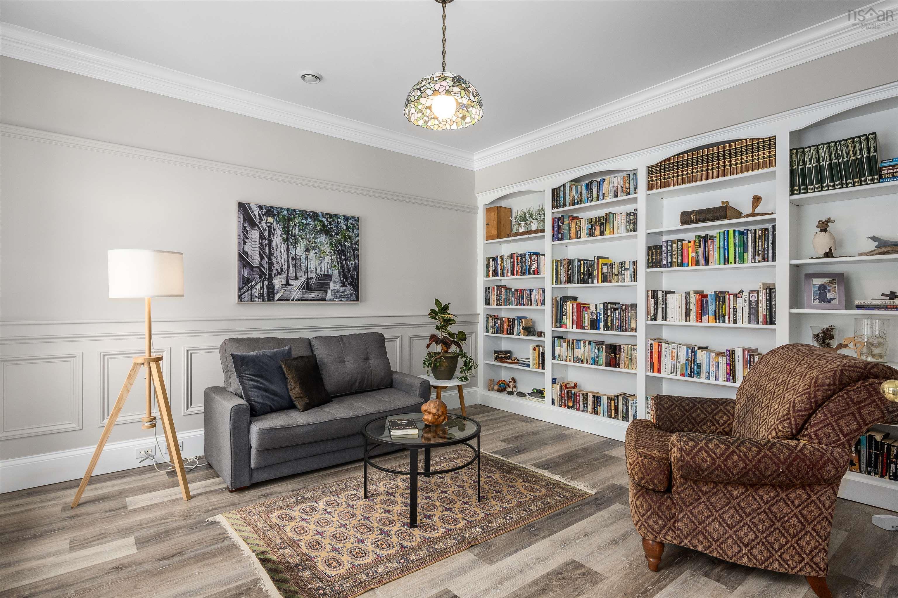 $1,649,000.00: 24 Glenmorren Court, Fall River