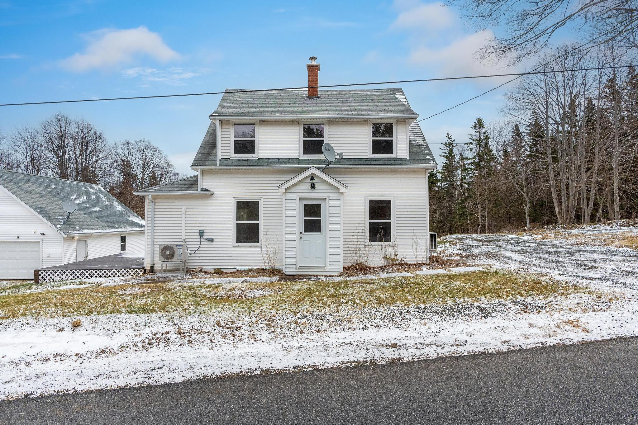 $330,000.00: 574 Port Lorne Road, Port Lorne